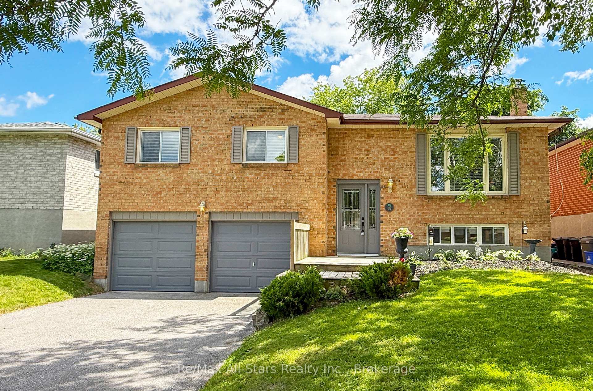 39 Applewood Crescent, Scugog, ON L9L 1G7
