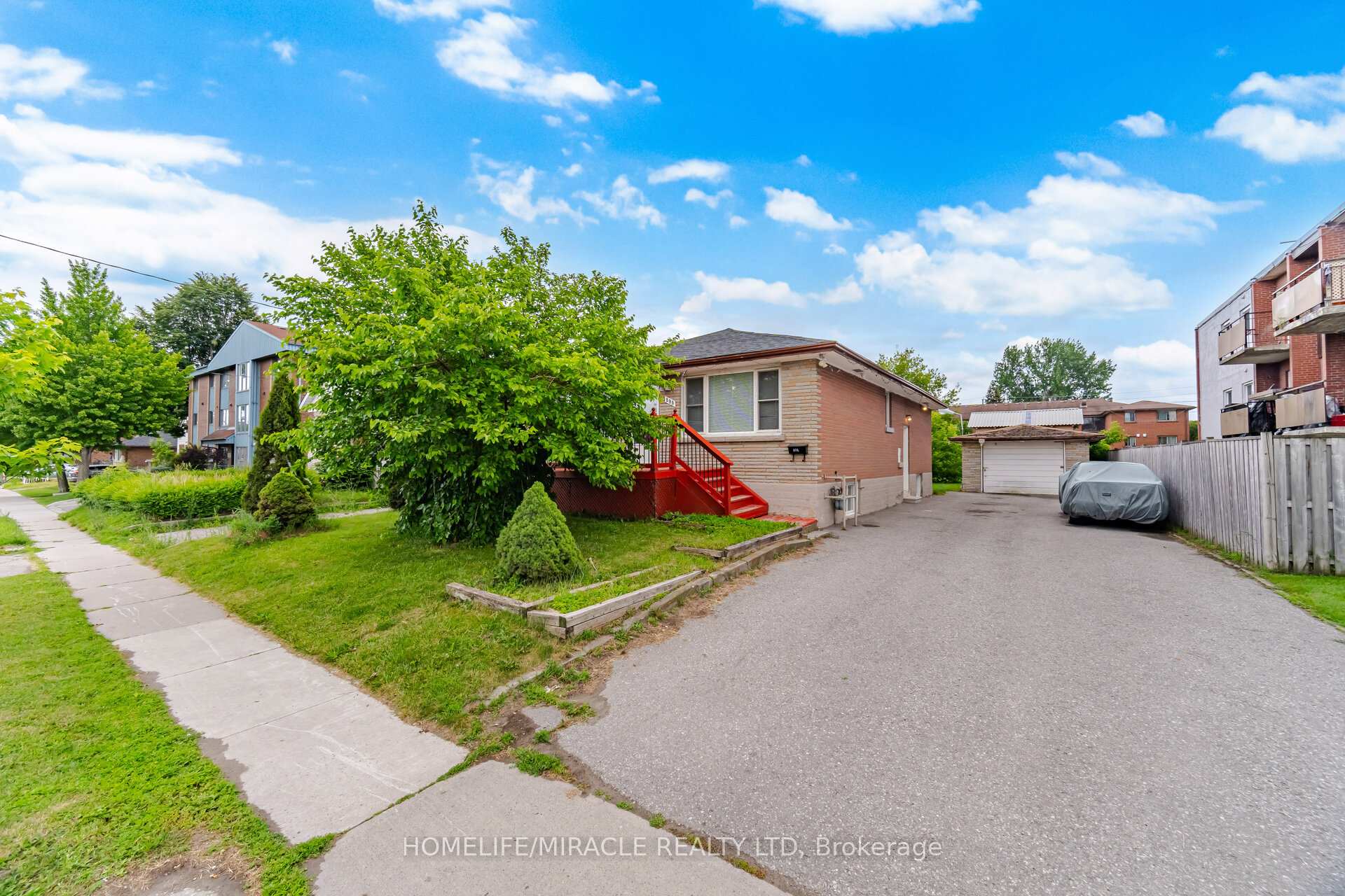 283 Cordova Road, Oshawa, ON L1J 1P1
