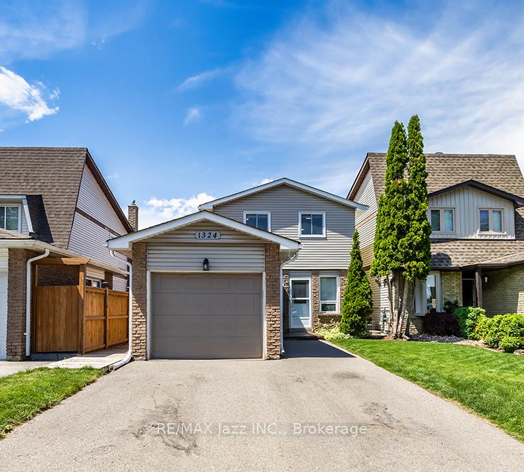 1324 Astra Court, Oshawa, ON L1K 1H7
