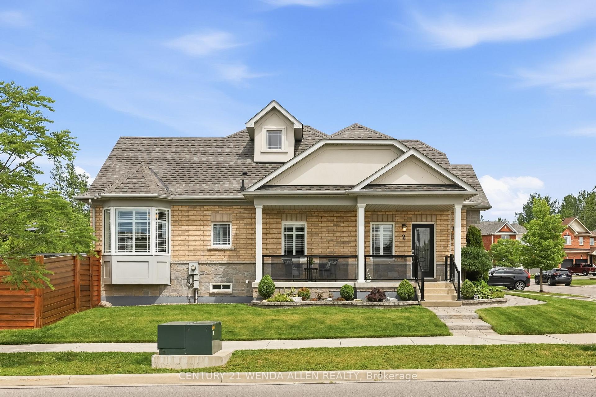 2 Rushlands Crescent, Whitby, ON L1R 0M7