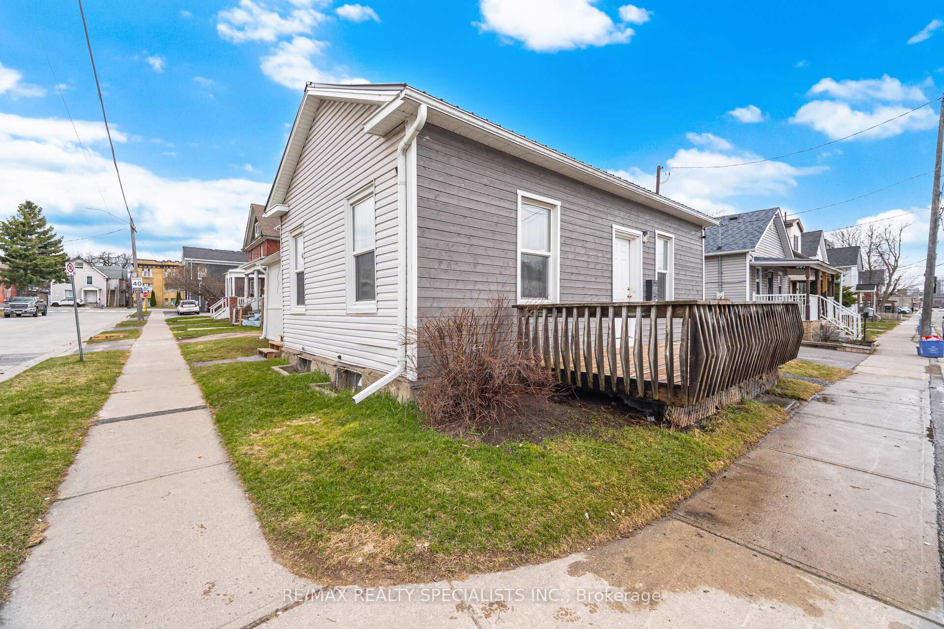 172 Celina Street, Oshawa, ON L1H 4N5