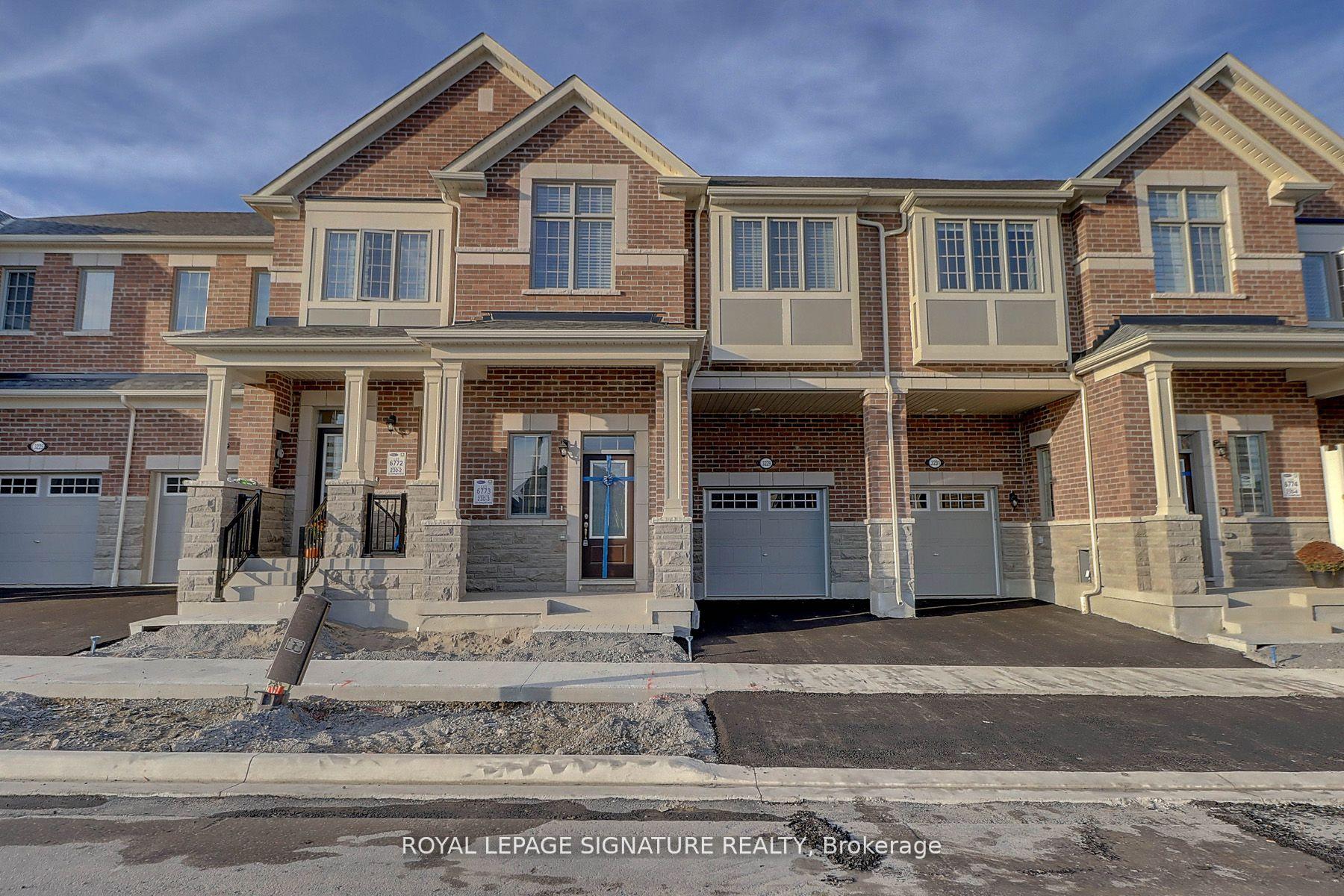 3229 Chimney Swift Crescent, Pickering, ON L1X 0N3