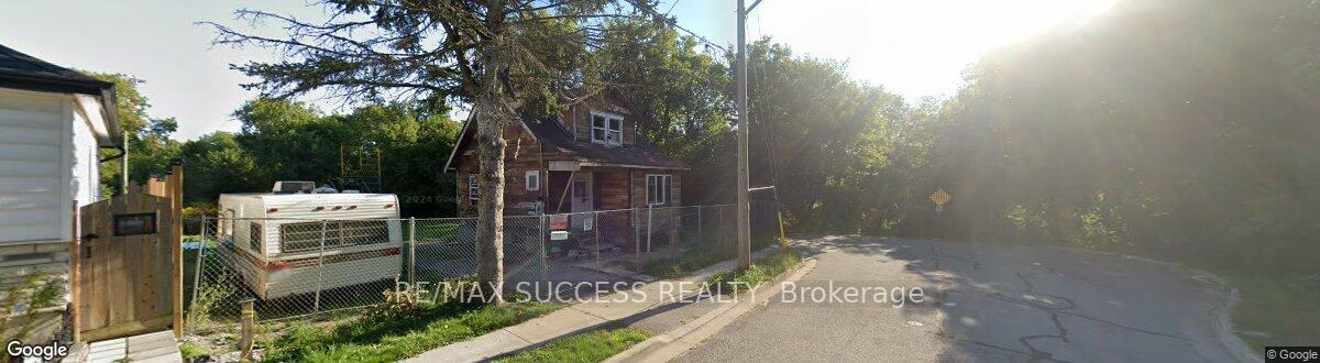 85 Hall Street, Oshawa, ON L1H 2Y8