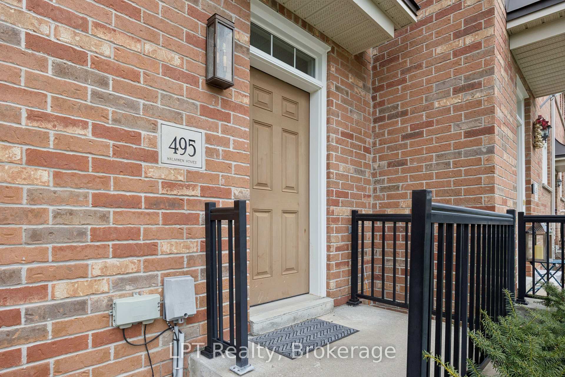 495 Mearns Avenue, Clarington, ON L1C 5M5