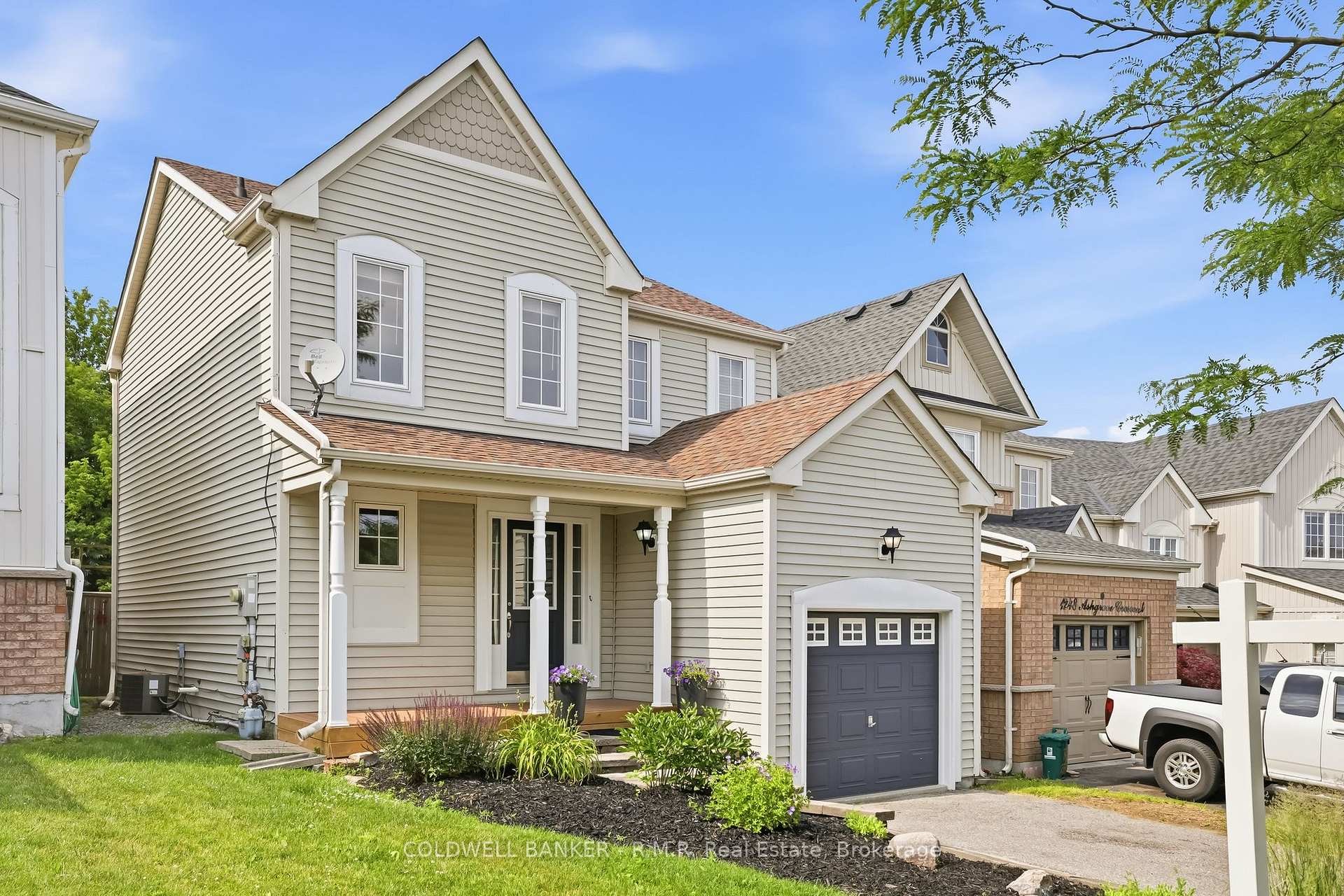 1244 Ashgrove Crescent, Oshawa, ON L1K 3A4