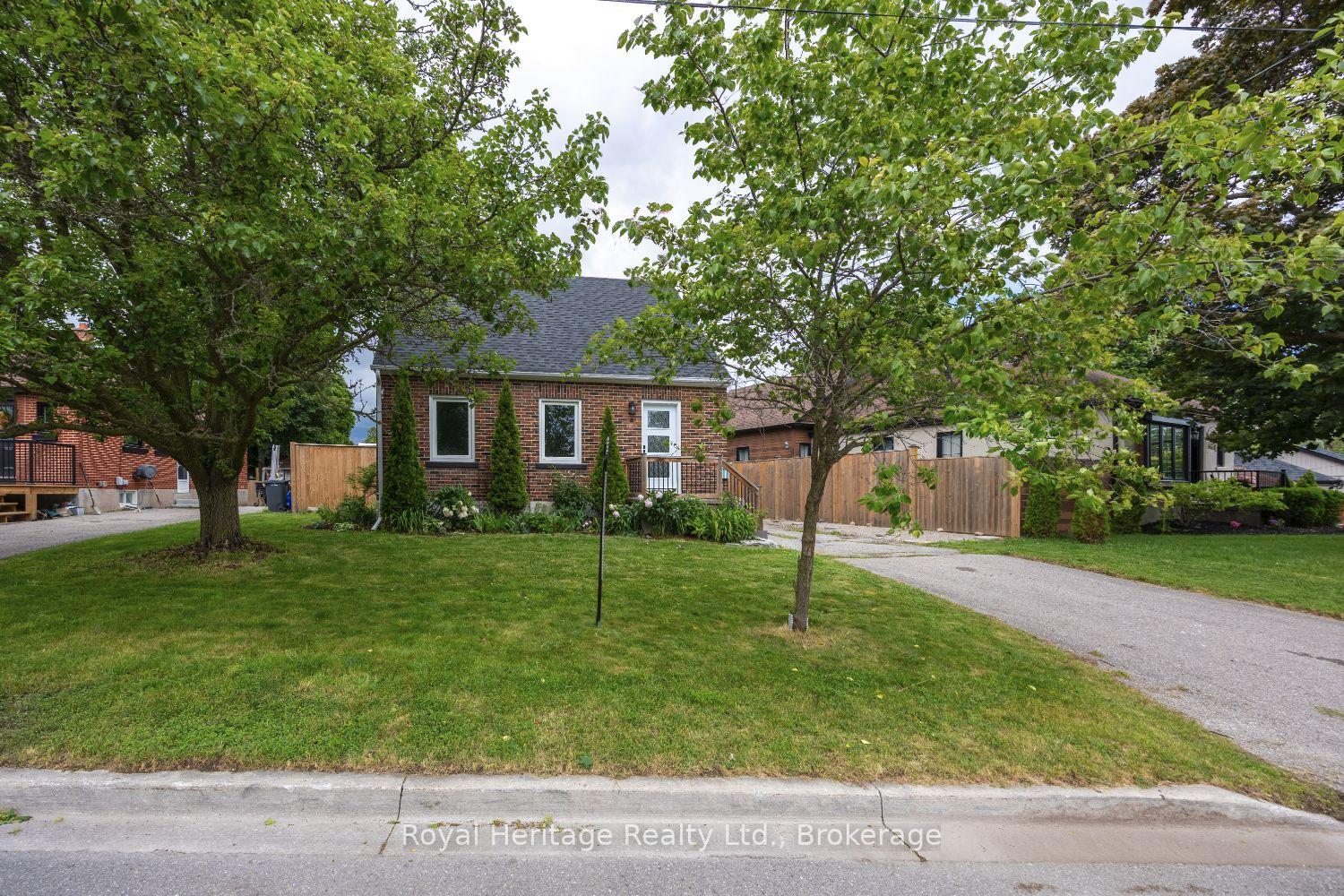 4 Jane Street, Clarington, ON L1C 1G1