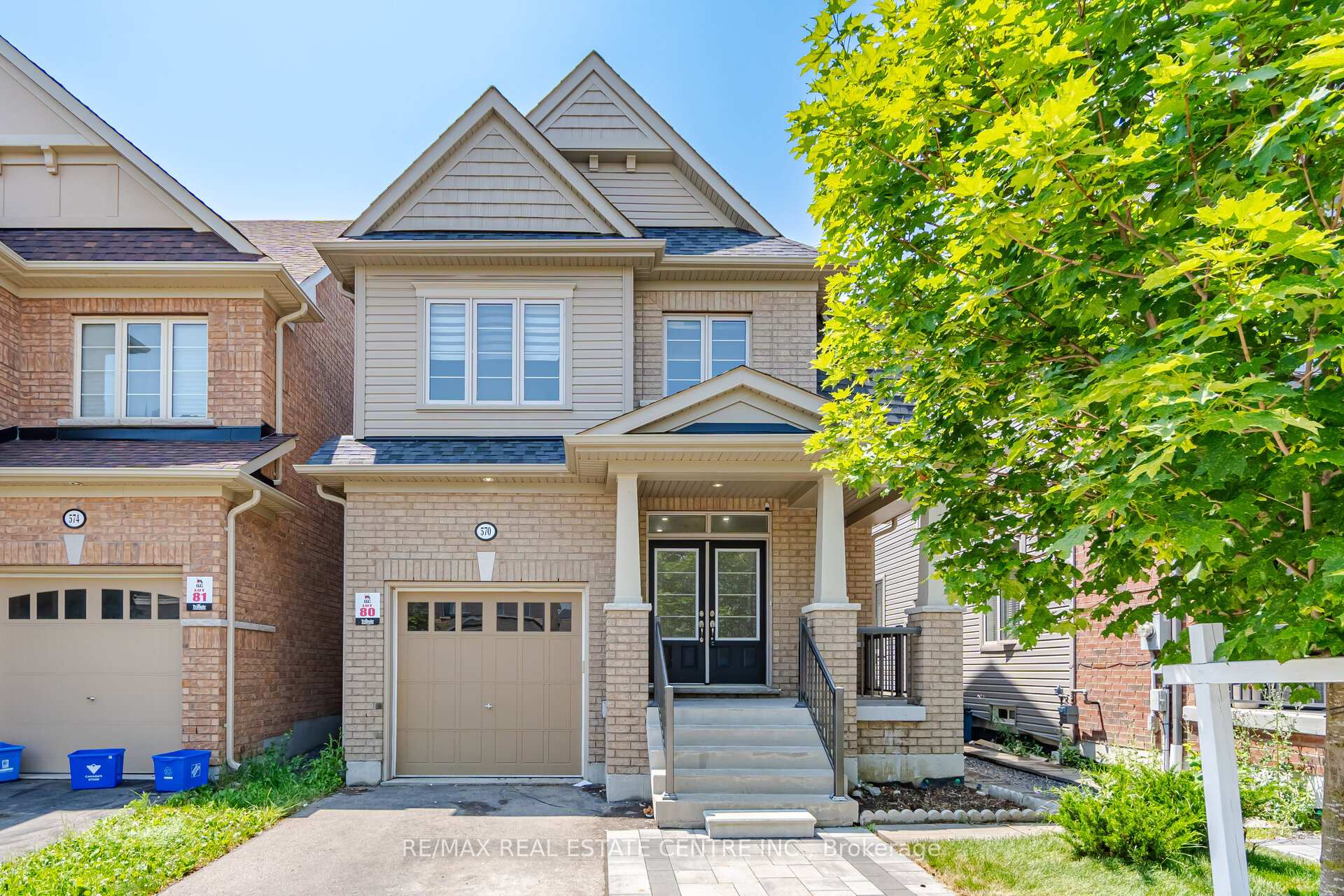 570 Windfields Farm Drive, Oshawa, ON L1L 0L8