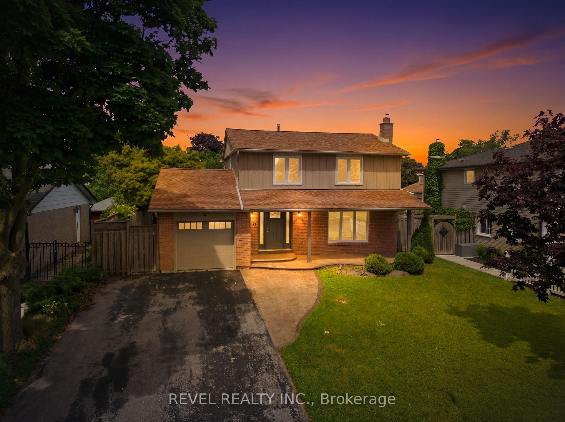 96 Bolland Crescent, Ajax, ON L1S 3G9
