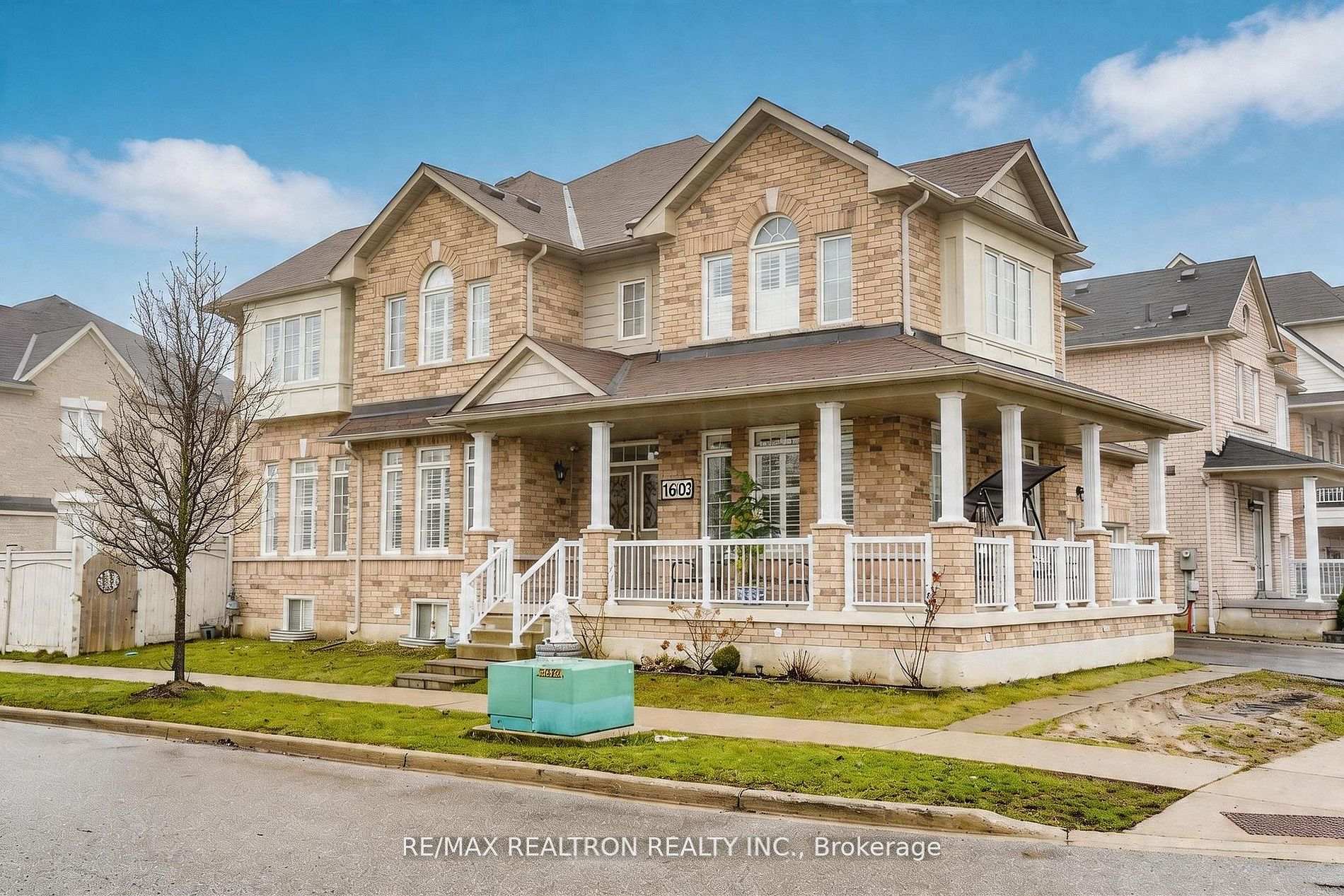 1603 Brandy Court, Pickering, ON L1X 0C8