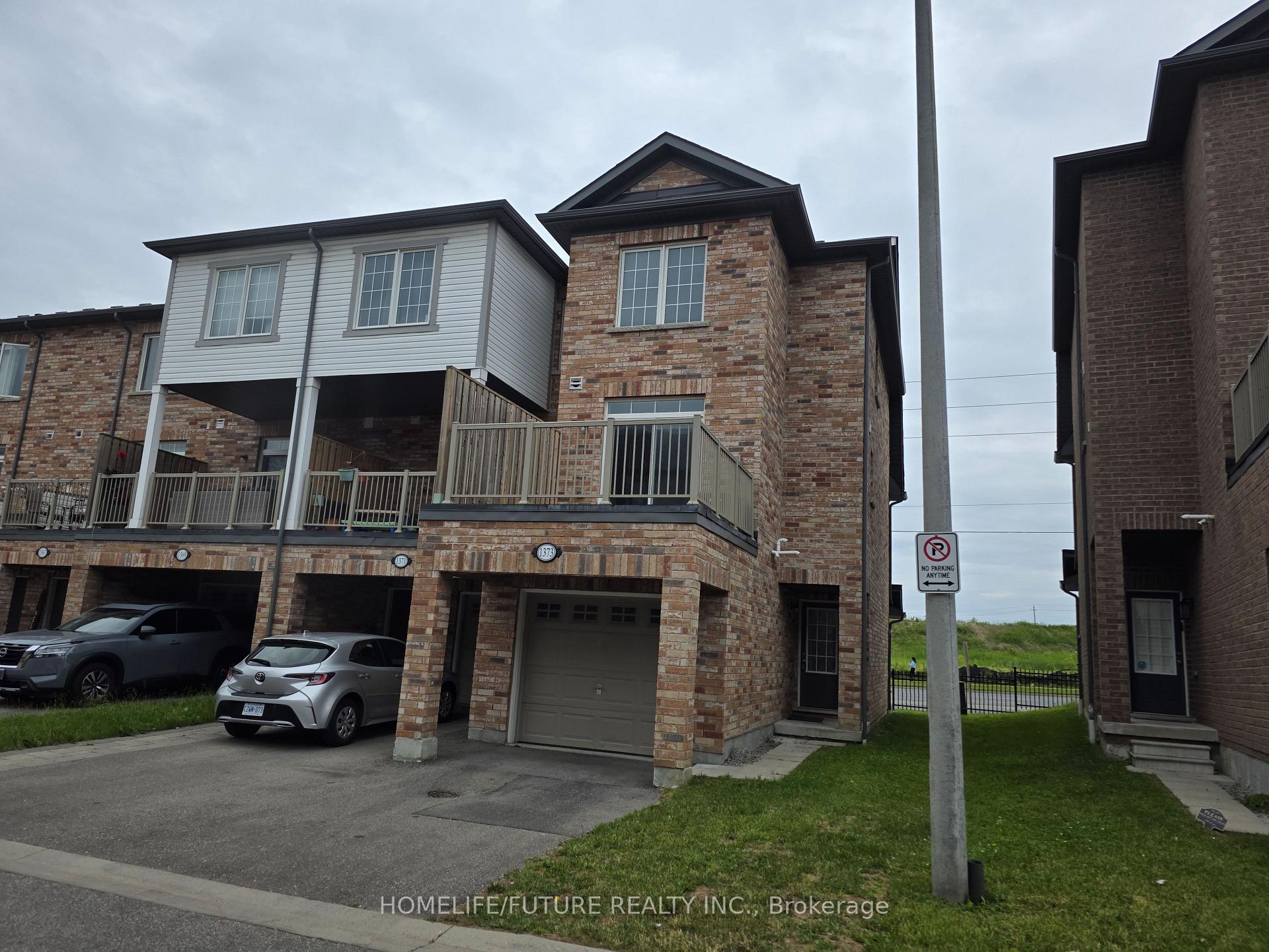 1373 Salem Road N, Ajax, ON L1Z 0R9