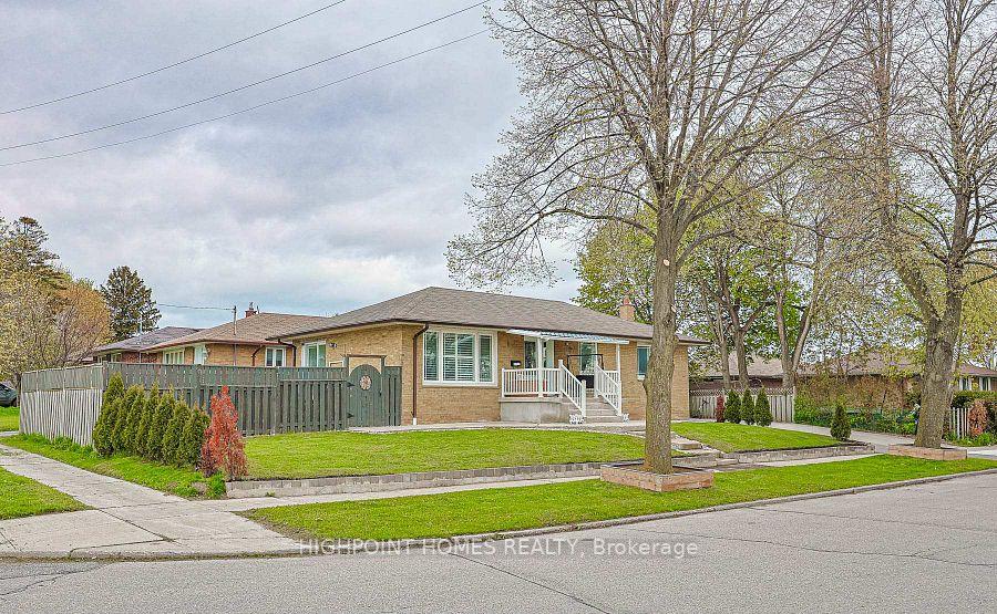 3 Mozart Avenue, Toronto, ON M1K 2V8