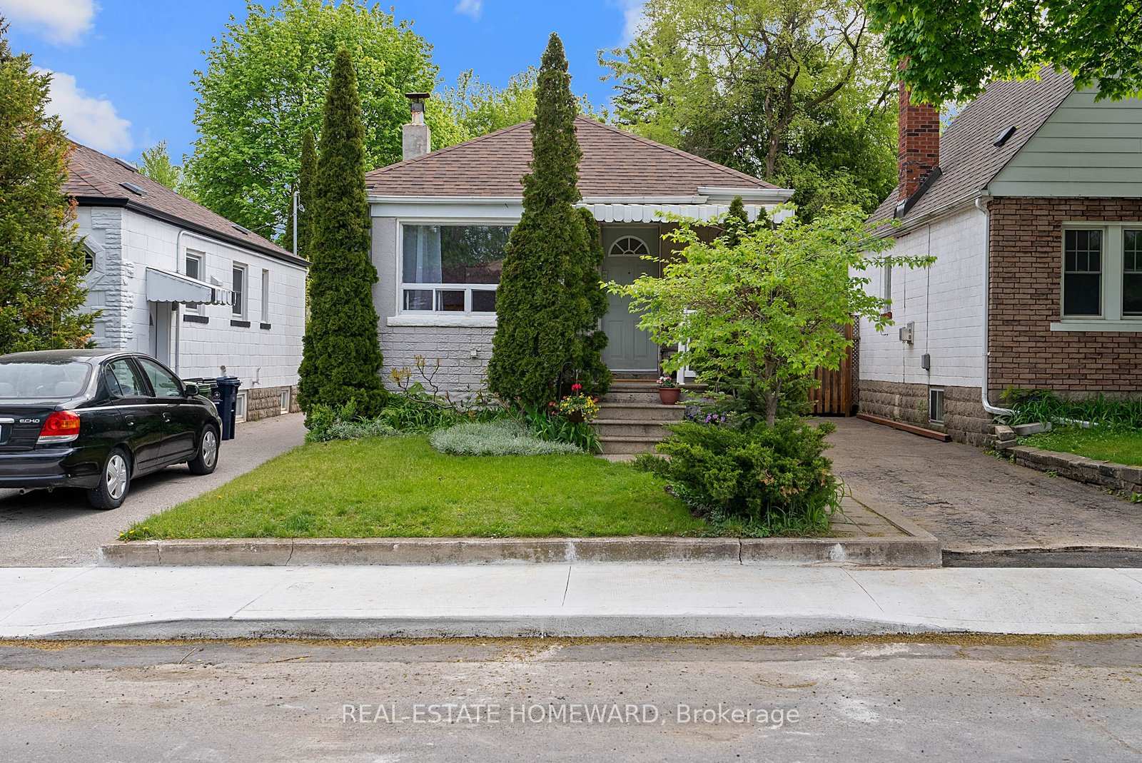 59 Manderley Drive, Toronto, ON M1N 3G1