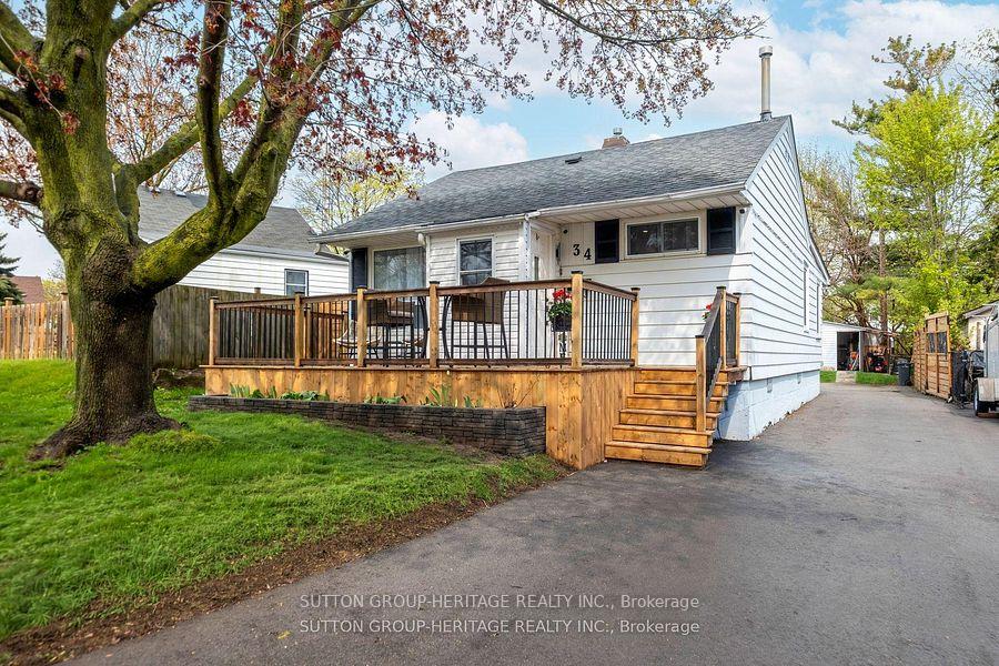34 Maple Street, Ajax, ON L1S 1V7