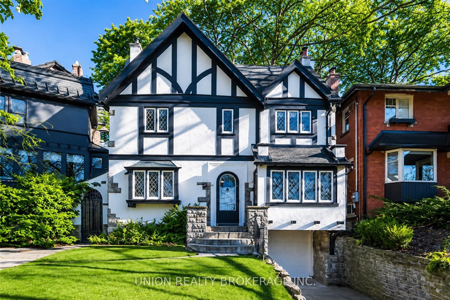 51 Pine Crescent, Toronto, ON M4E 1L3