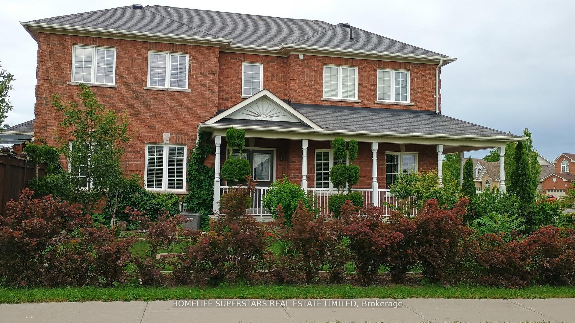 1316 Macinally Court, Oshawa, ON L1K 0B6