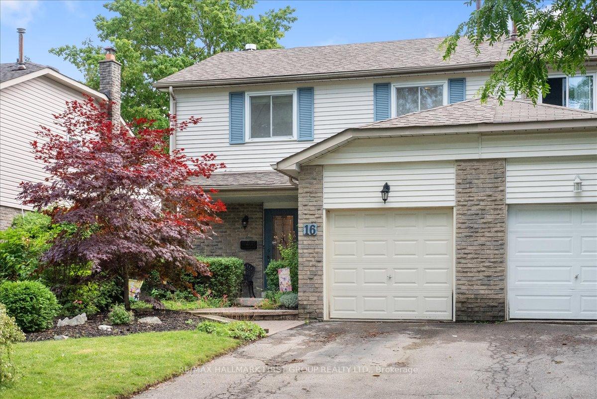 16 Goodfellow Street, Whitby, ON L1P 1C4