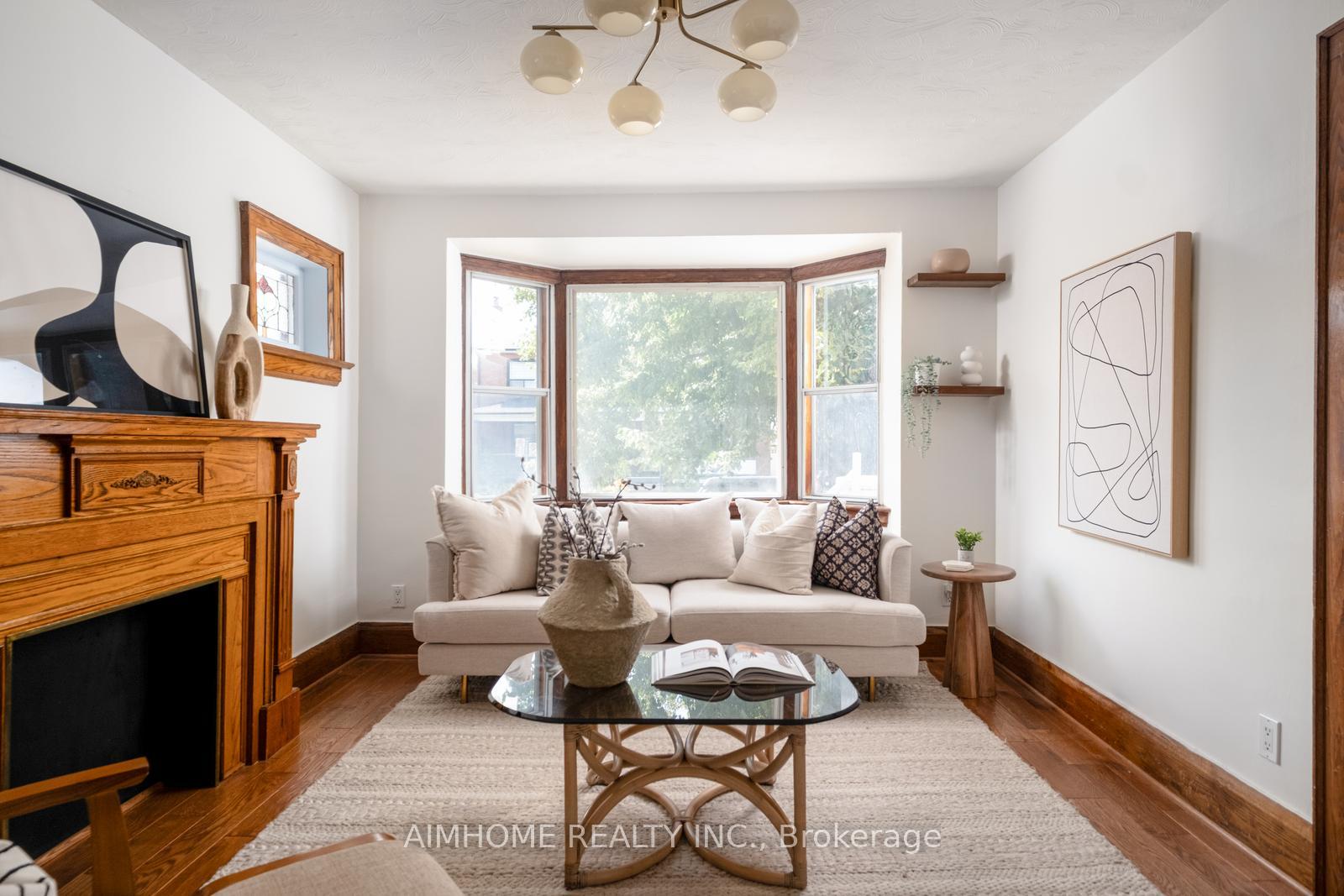 40 Kings Park Boulevard, Toronto, ON M4J 2B8