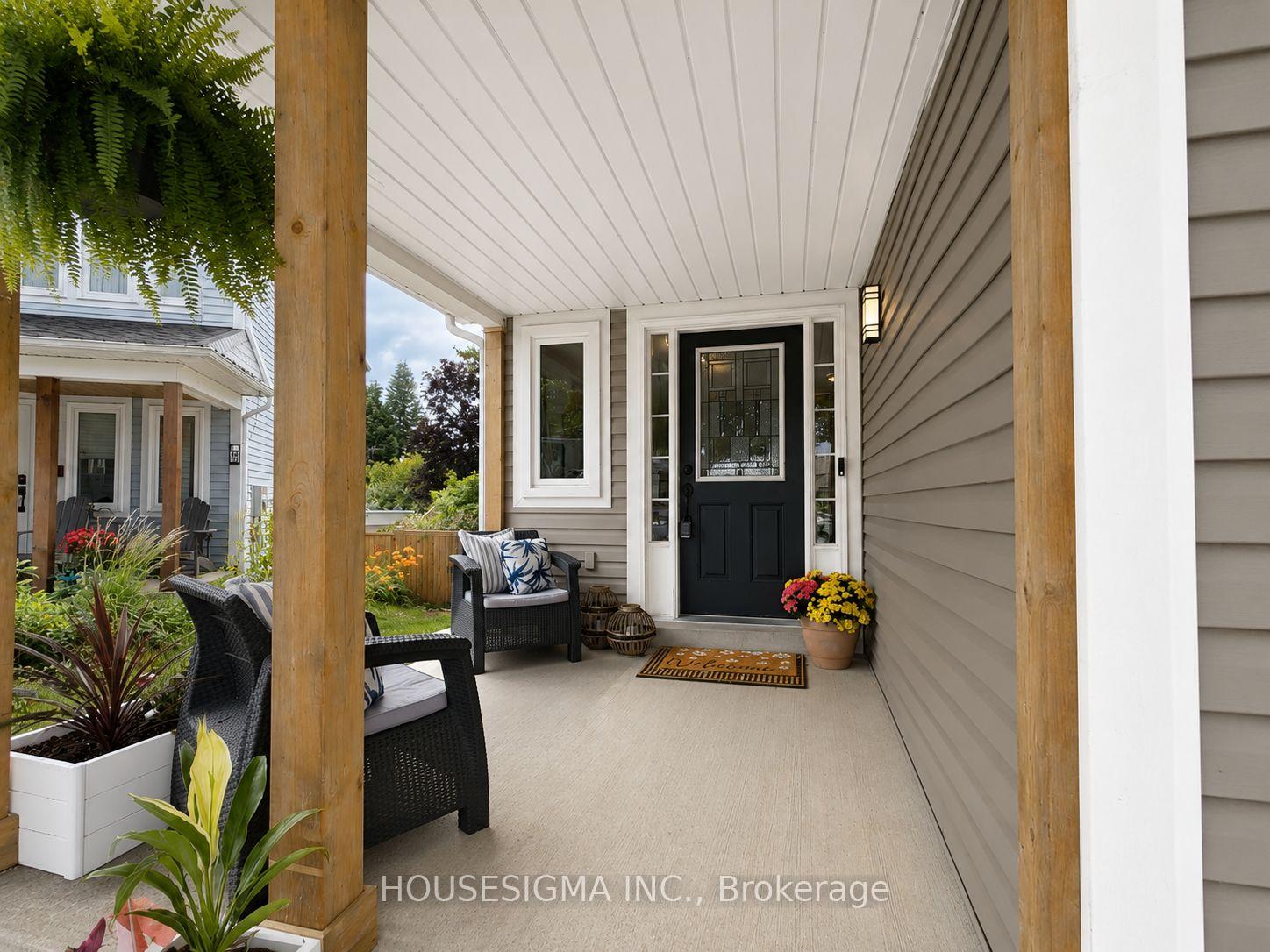 114 Zachary Place, Whitby, ON L1M 1E2