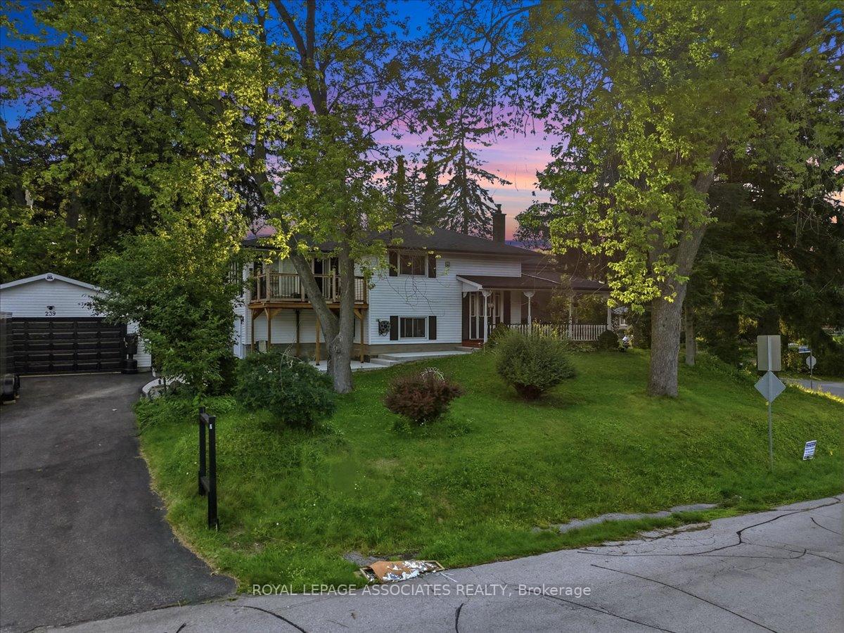 239 Island Road, Toronto, ON M1C 2R1