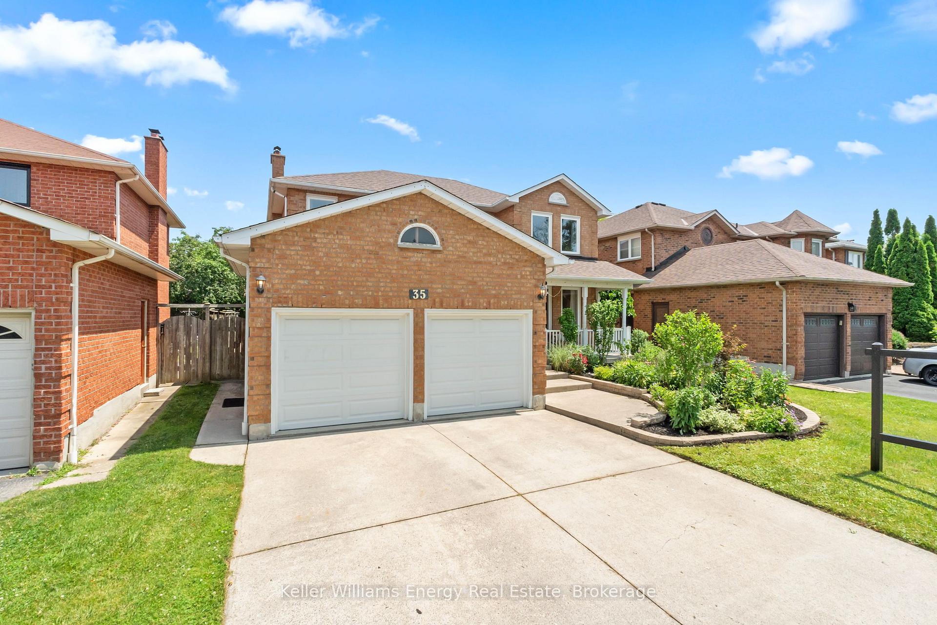 35 William Stephenson Drive, Whitby, ON L1N 8J5