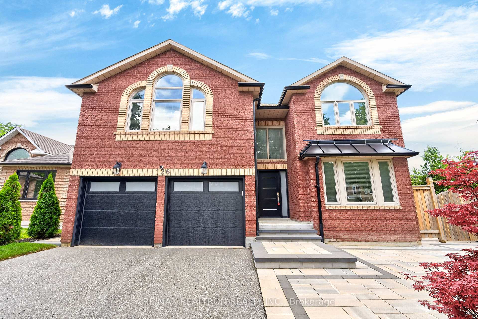 126 Old Colony Drive, Whitby, ON L1R 2A5