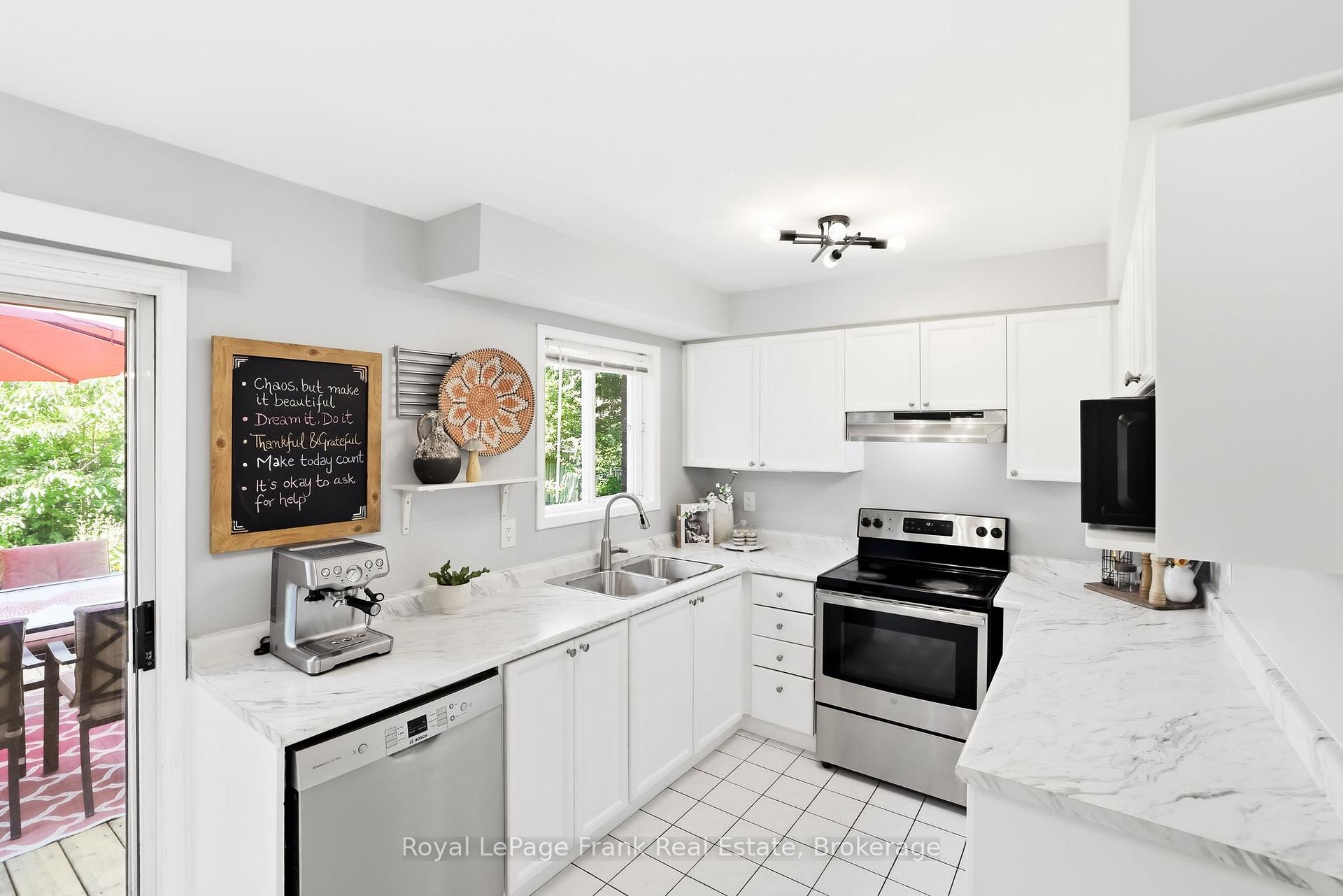 112 Oke Road, Clarington, ON L1E 2V2