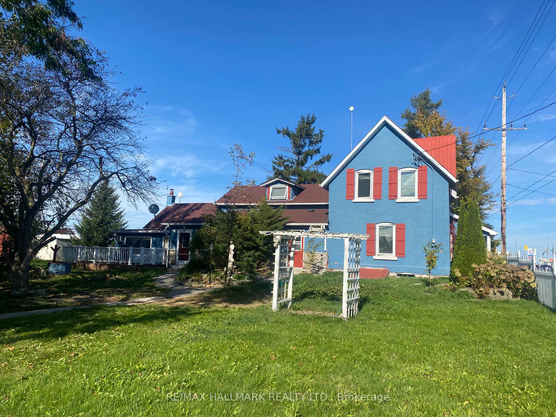 5440 Yonge Street, Innisfil, ON L0L 1R0
