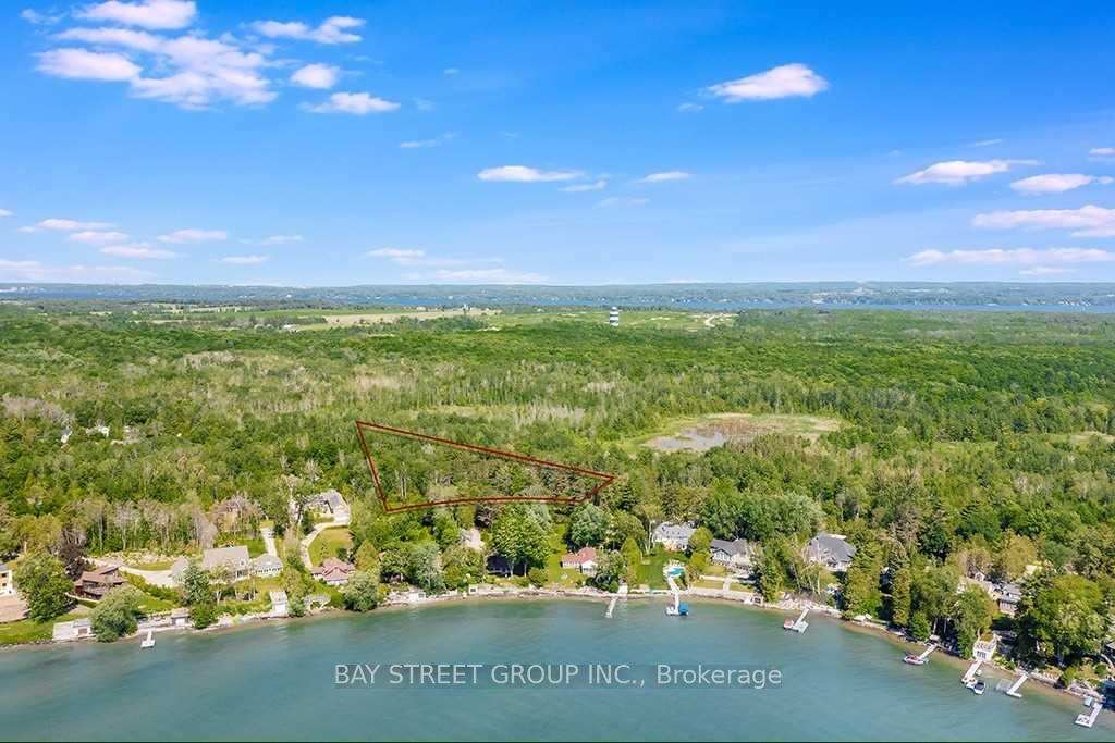 3358 Crescent Harbour Road, Innisfil, ON L9S 2Y8