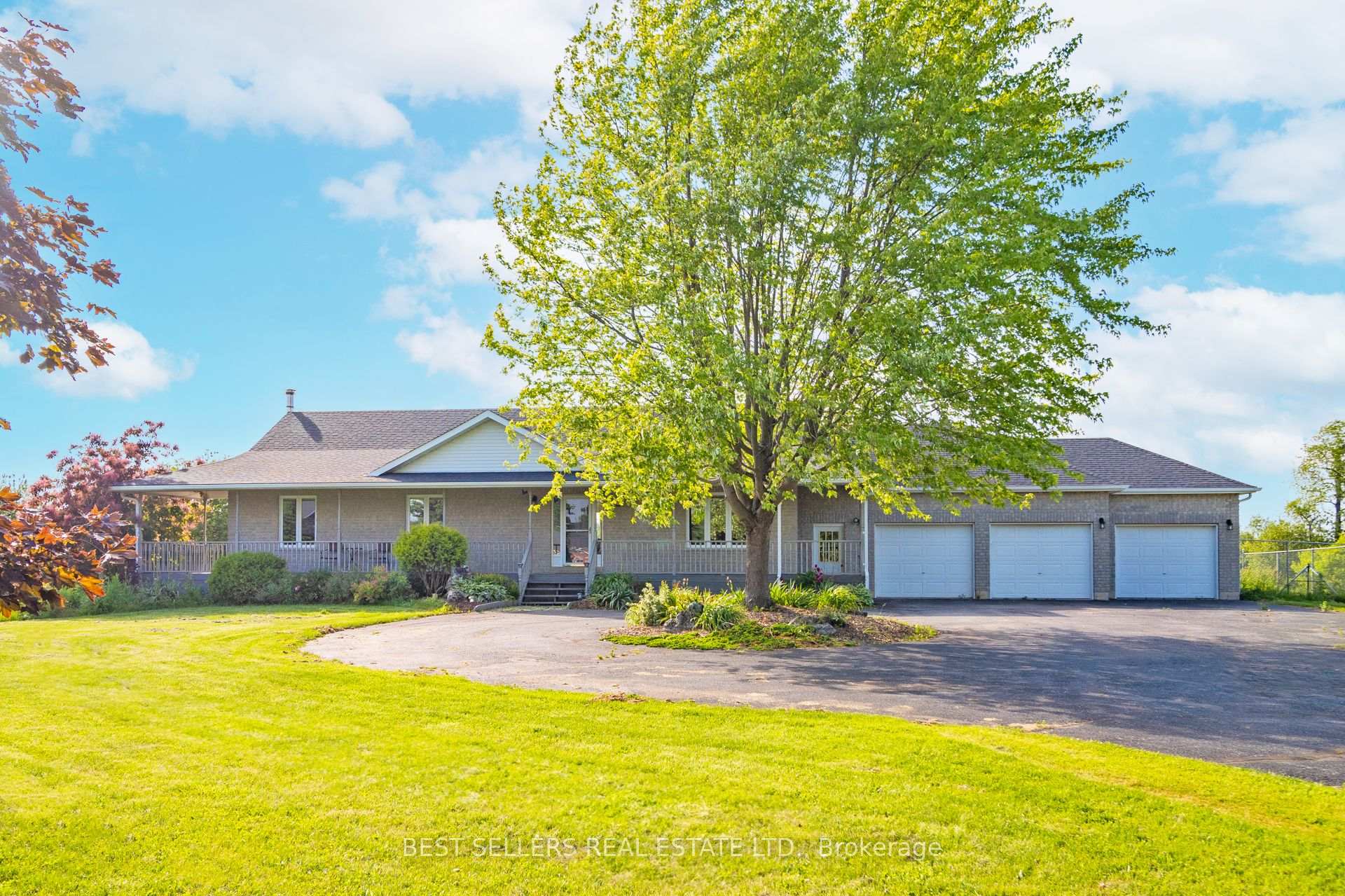 14 Pioneer Ridge Court, Essa, ON L0L 1N0