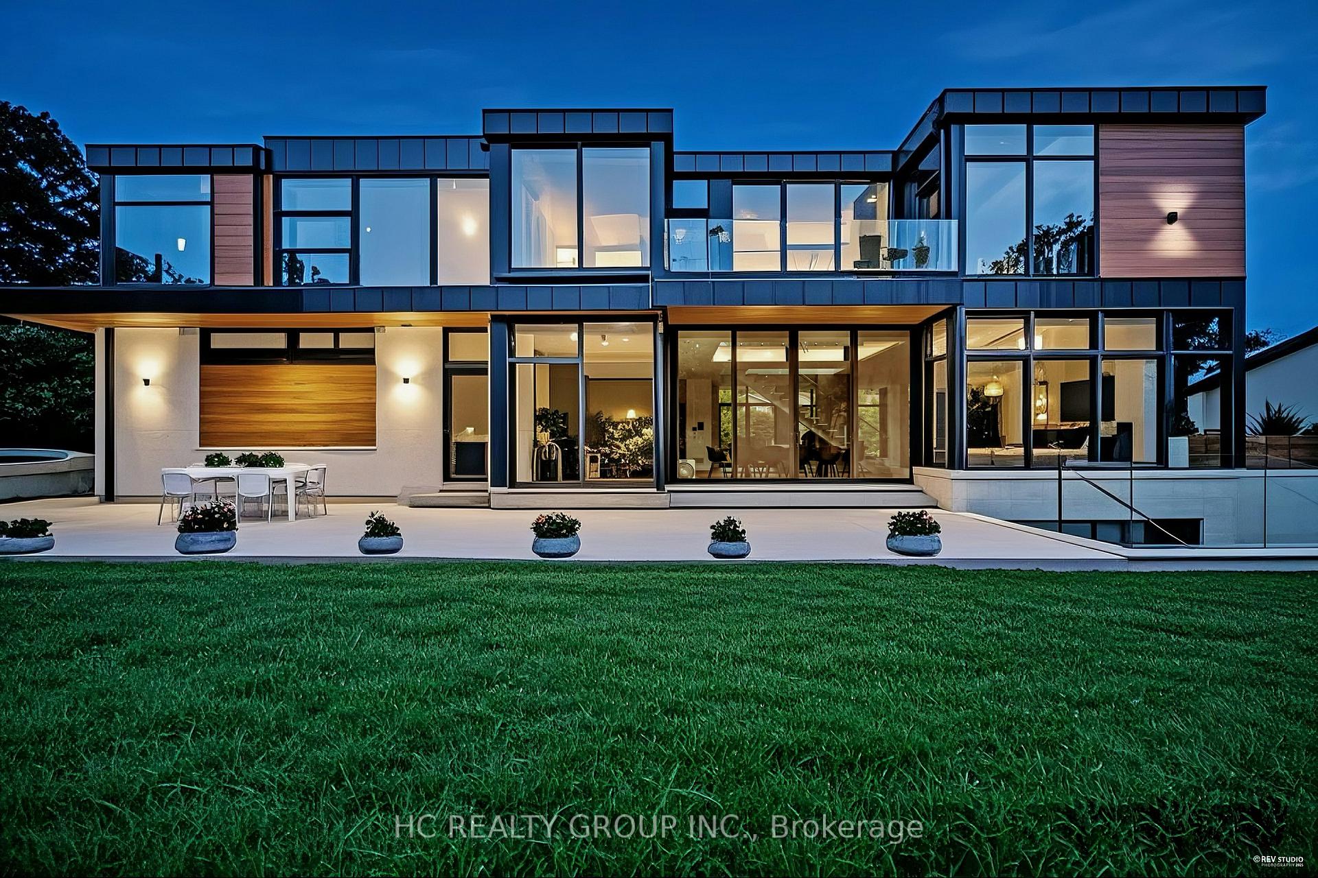 7 Whitelaw Court, Markham, ON L3T 5E6