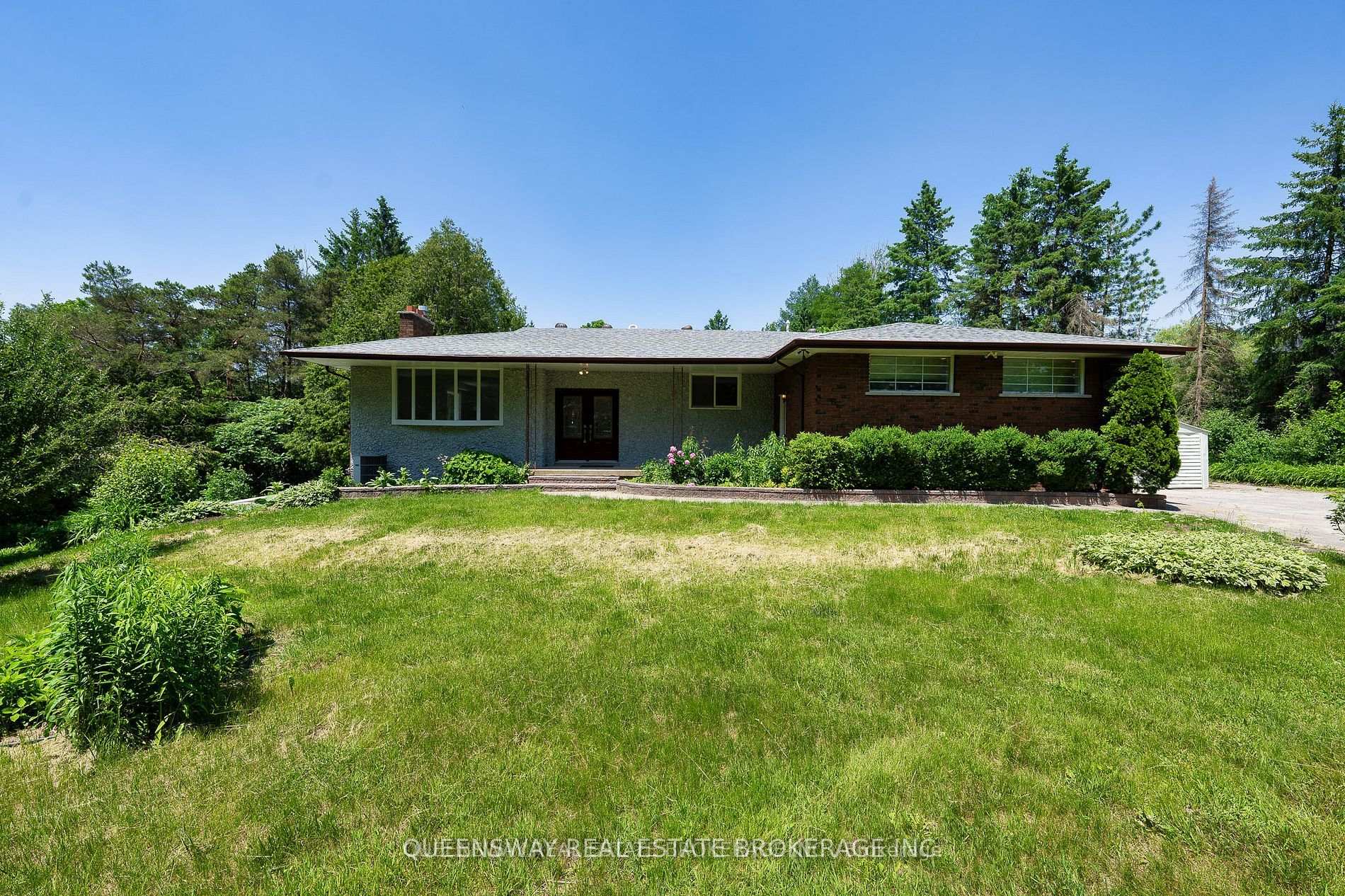 1268 15th Side Road, King, ON L7B 1K5