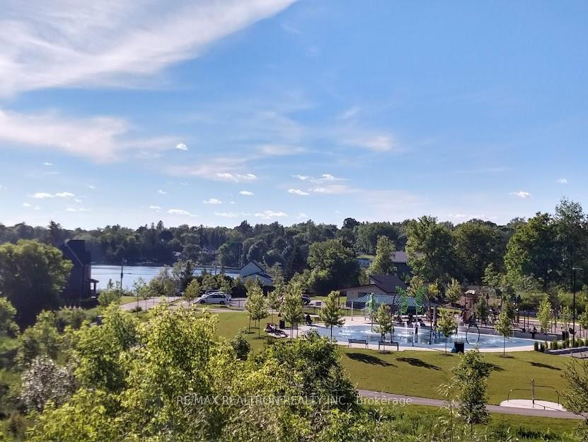 12 Churchill Drive S, Whitchurch-Stouffville, ON L4A 7X3