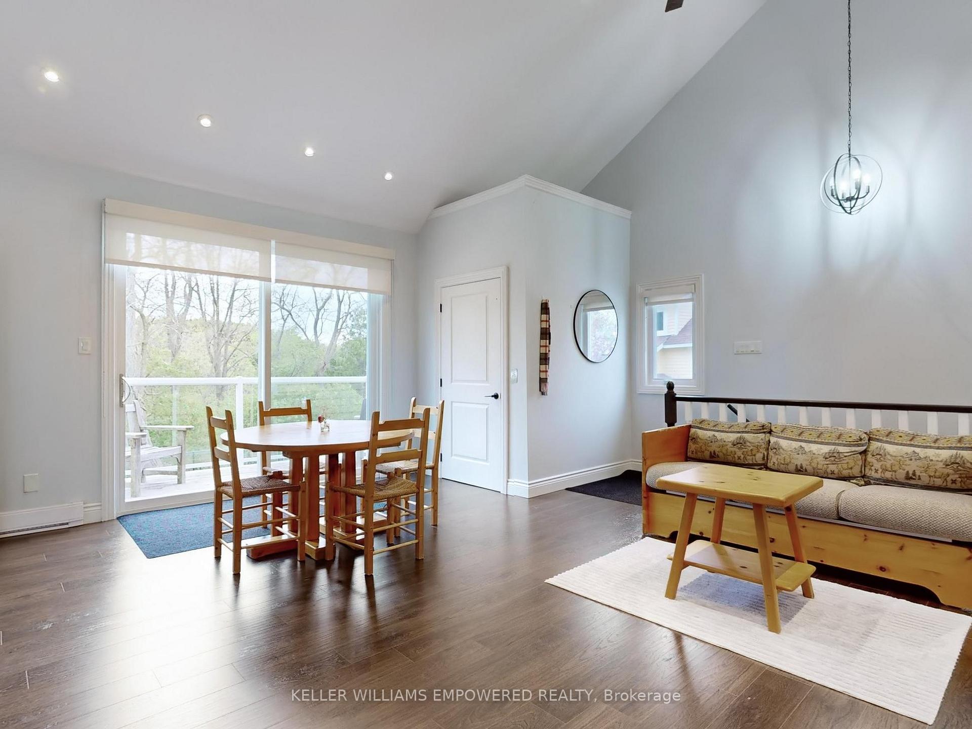 6 Macleod Estate Court, Richmond Hill, ON L4E 0B1