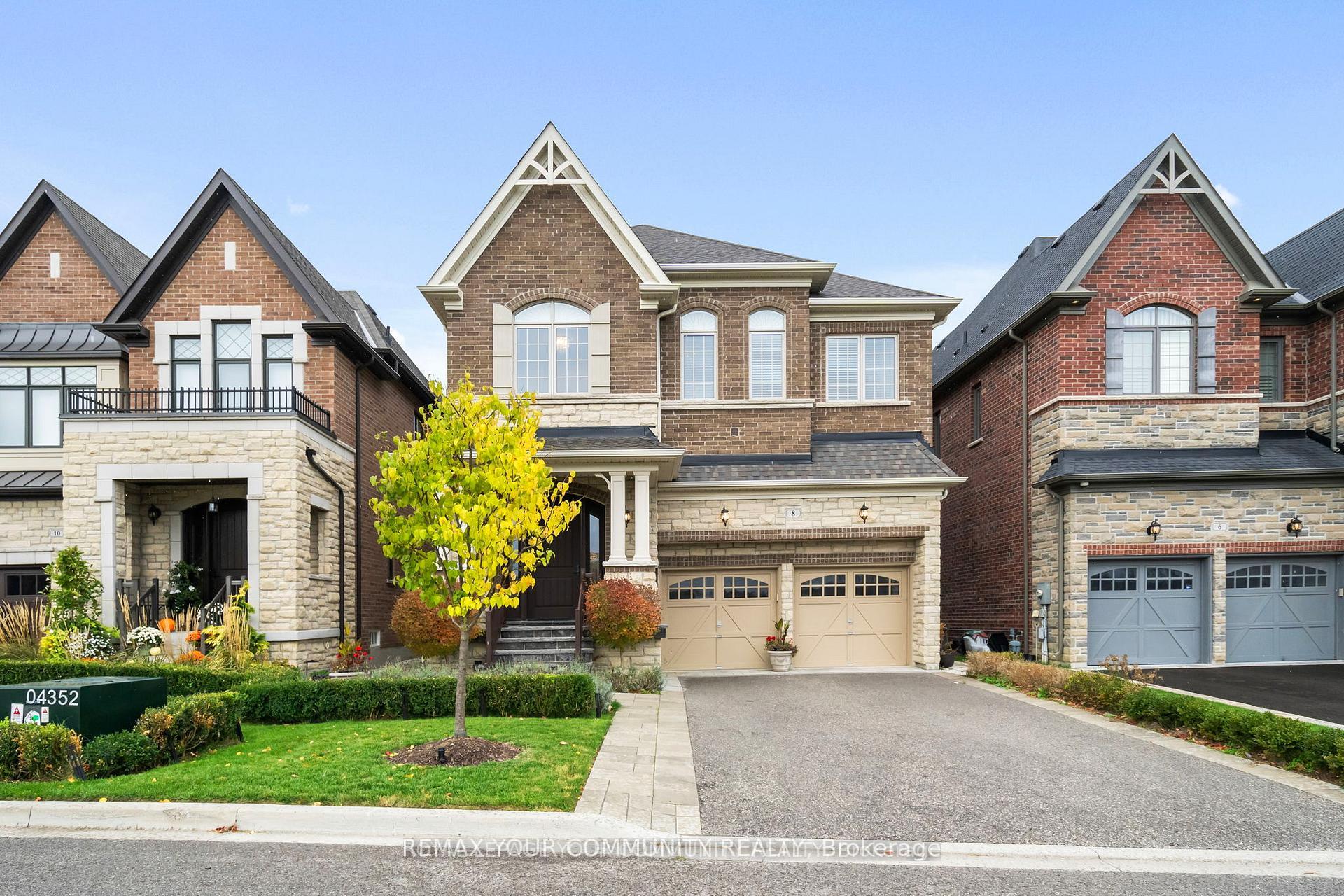 8 King Boulevard, King, ON L7B 0P4