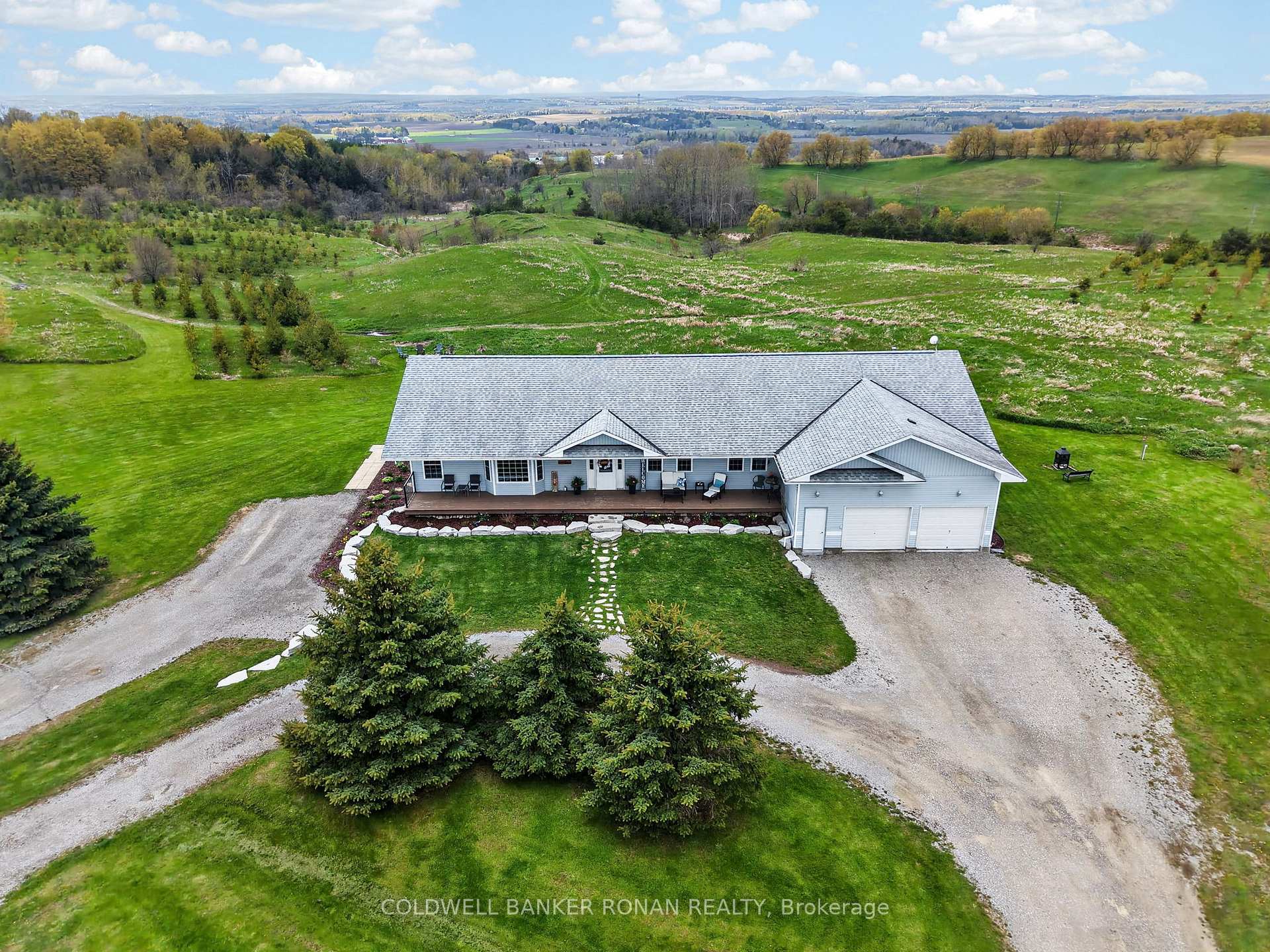 4886 15th Side Road, New Tecumseth, ON L0L 1L0
