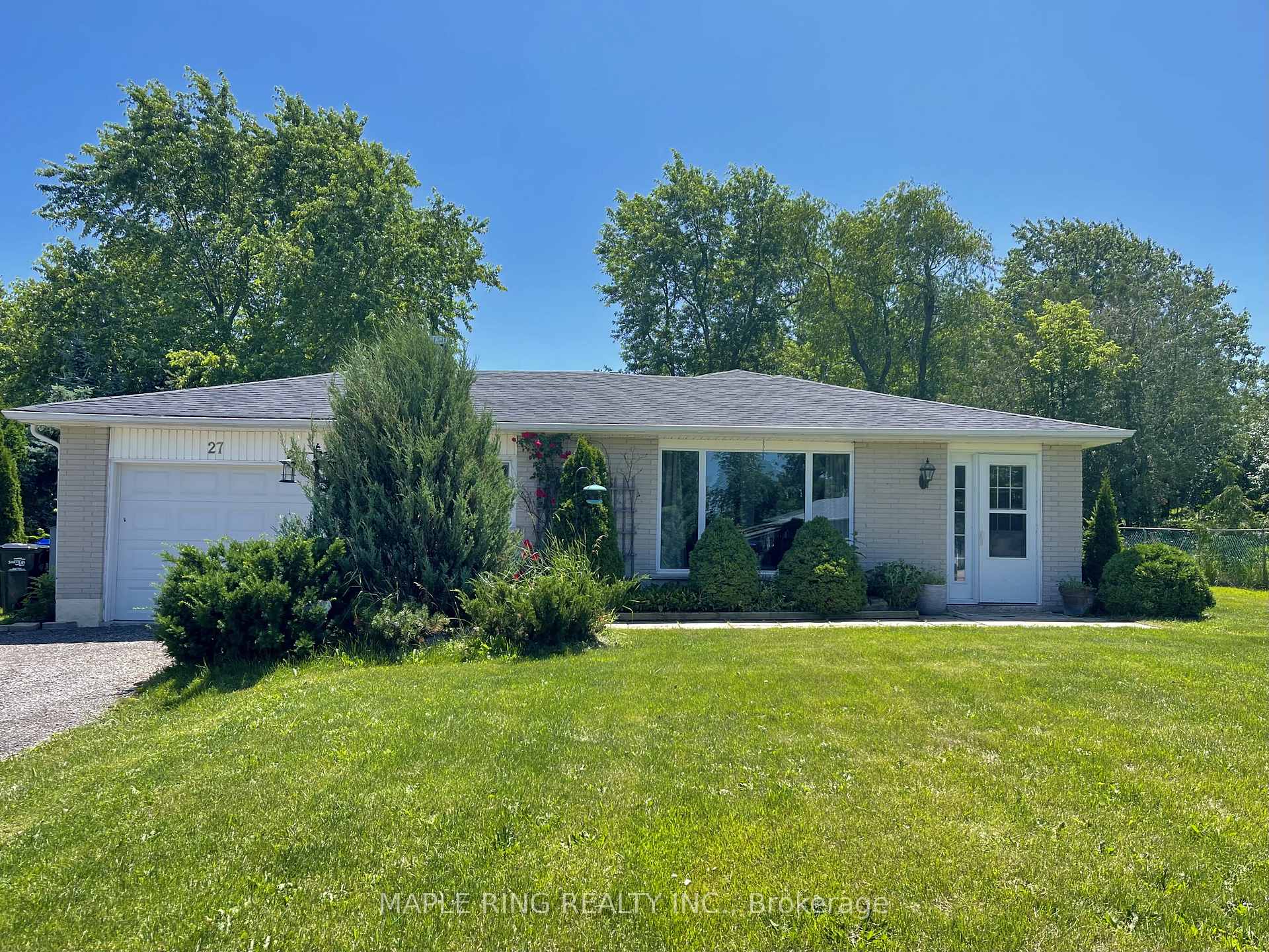 27 Jamieson Drive, Adjala-Tosorontio, ON L0N 1R0