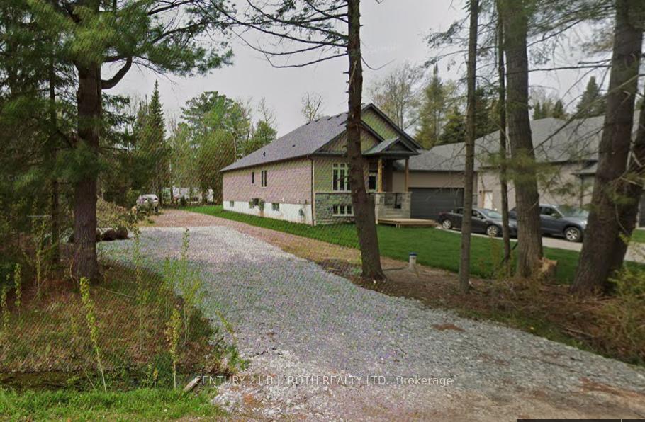 3196 Beach Avenue, Innisfil, ON L9S 2K6