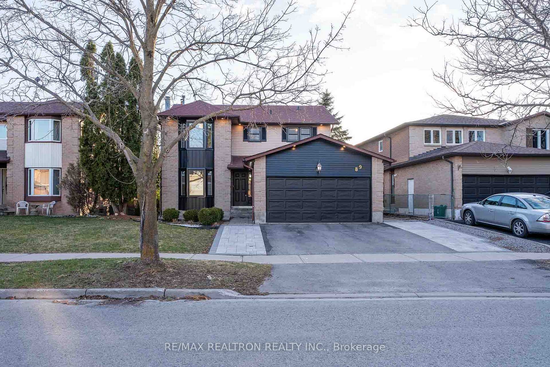 89 Batson Drive, Aurora, ON L4G 3R2