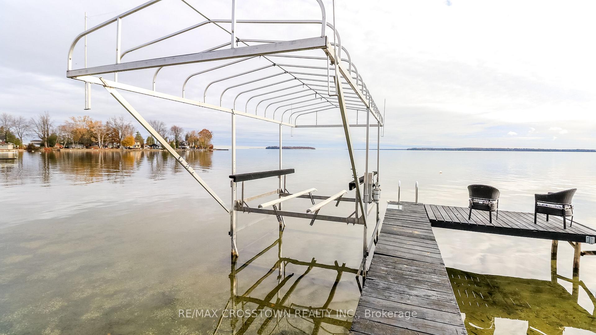 2325 Crystal Beach Road, Innisfil, ON L9S 3W8