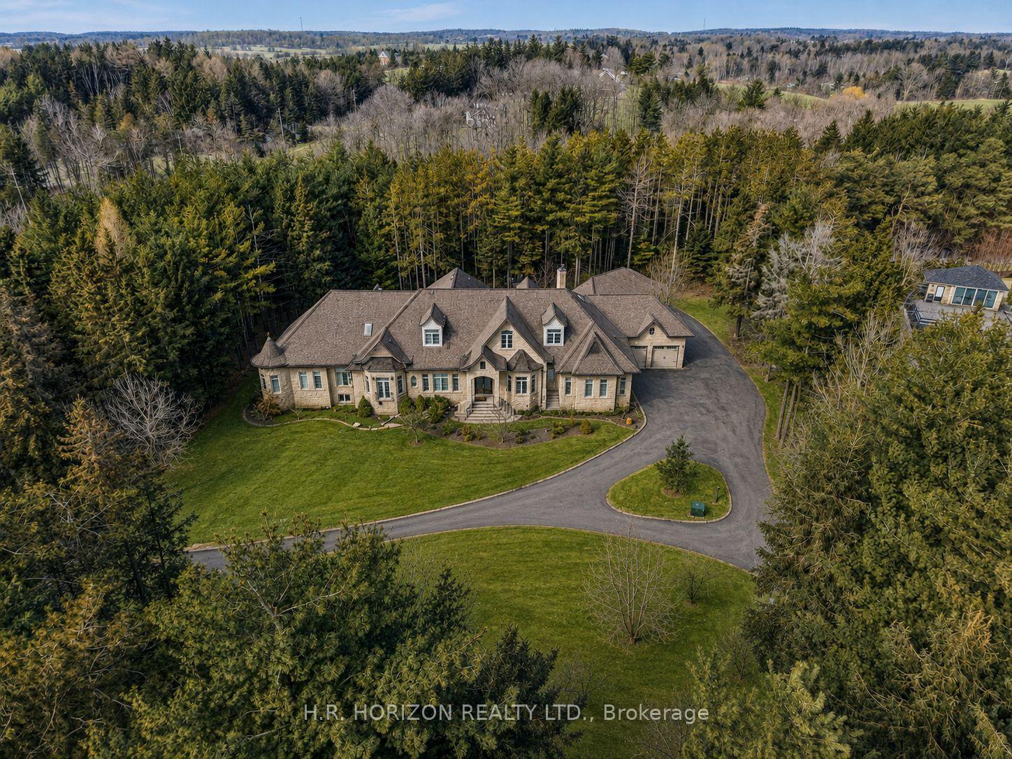 13045 Jane Street, King, ON L7B 1A3