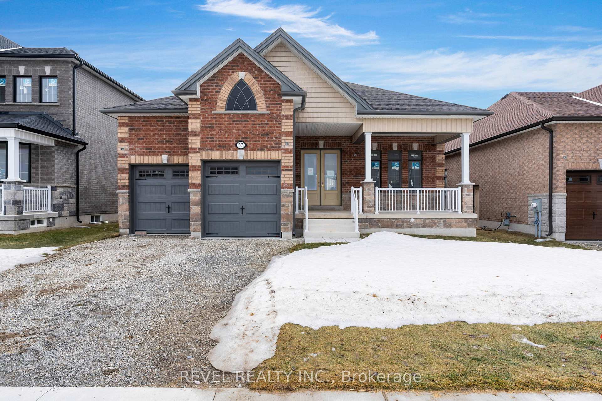 57 Wood Crescent, Essa, ON L3W 0M5