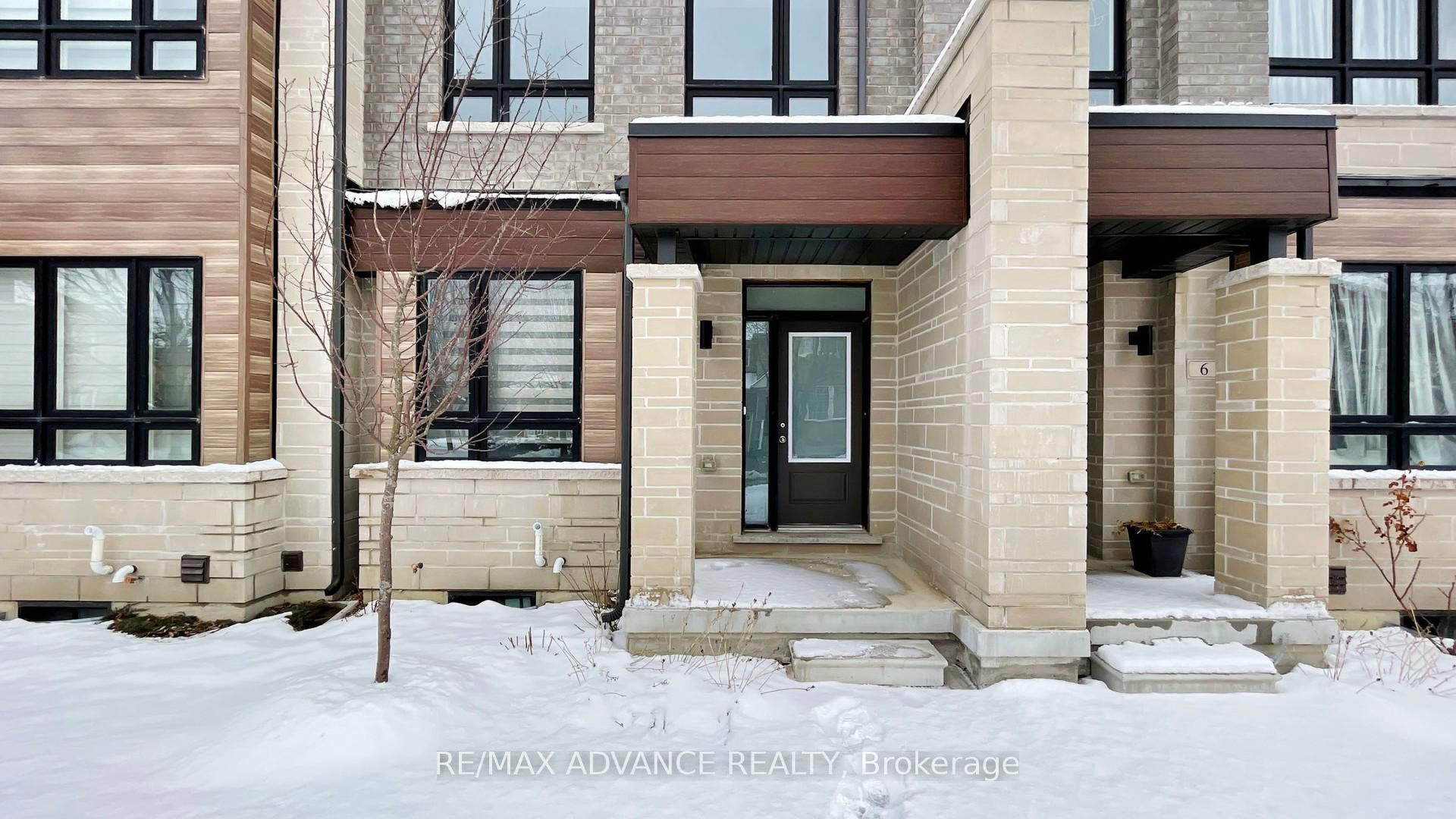 4 Carole Bell Way, Markham, ON L6E 0W2