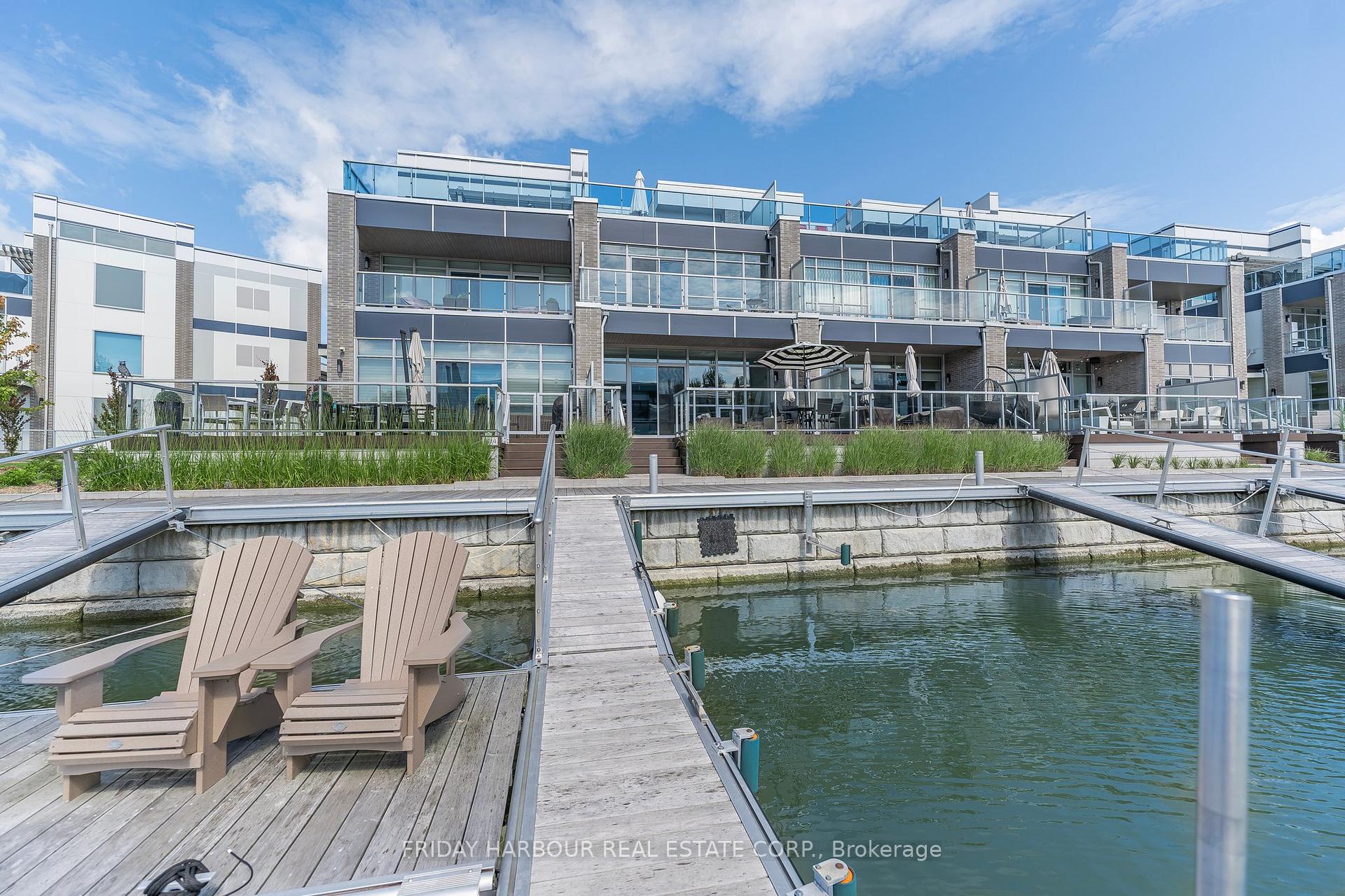 3712 Ferretti Court, Innisfil, ON L9S 0N6