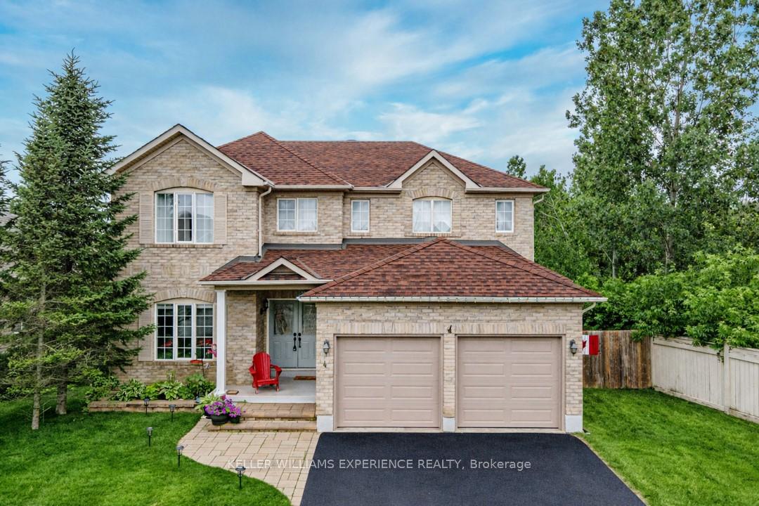 4 GOLD PARK Gate, Essa, ON L3W 0C2