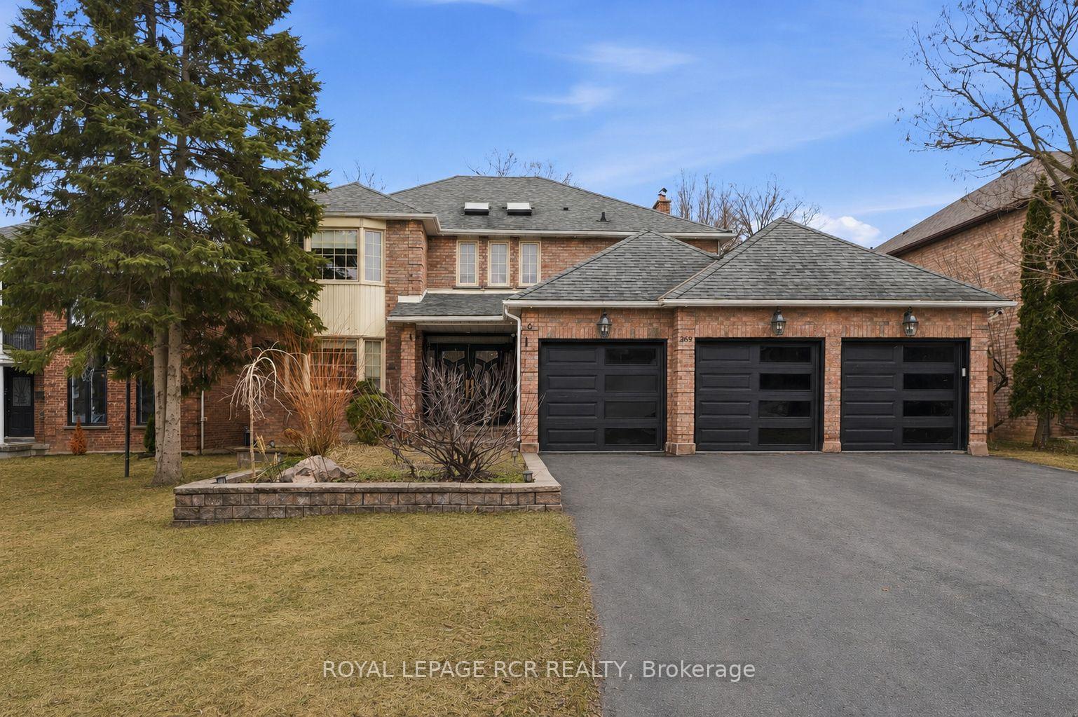 369 Kennedy Street W, Aurora, ON L4G 5M5