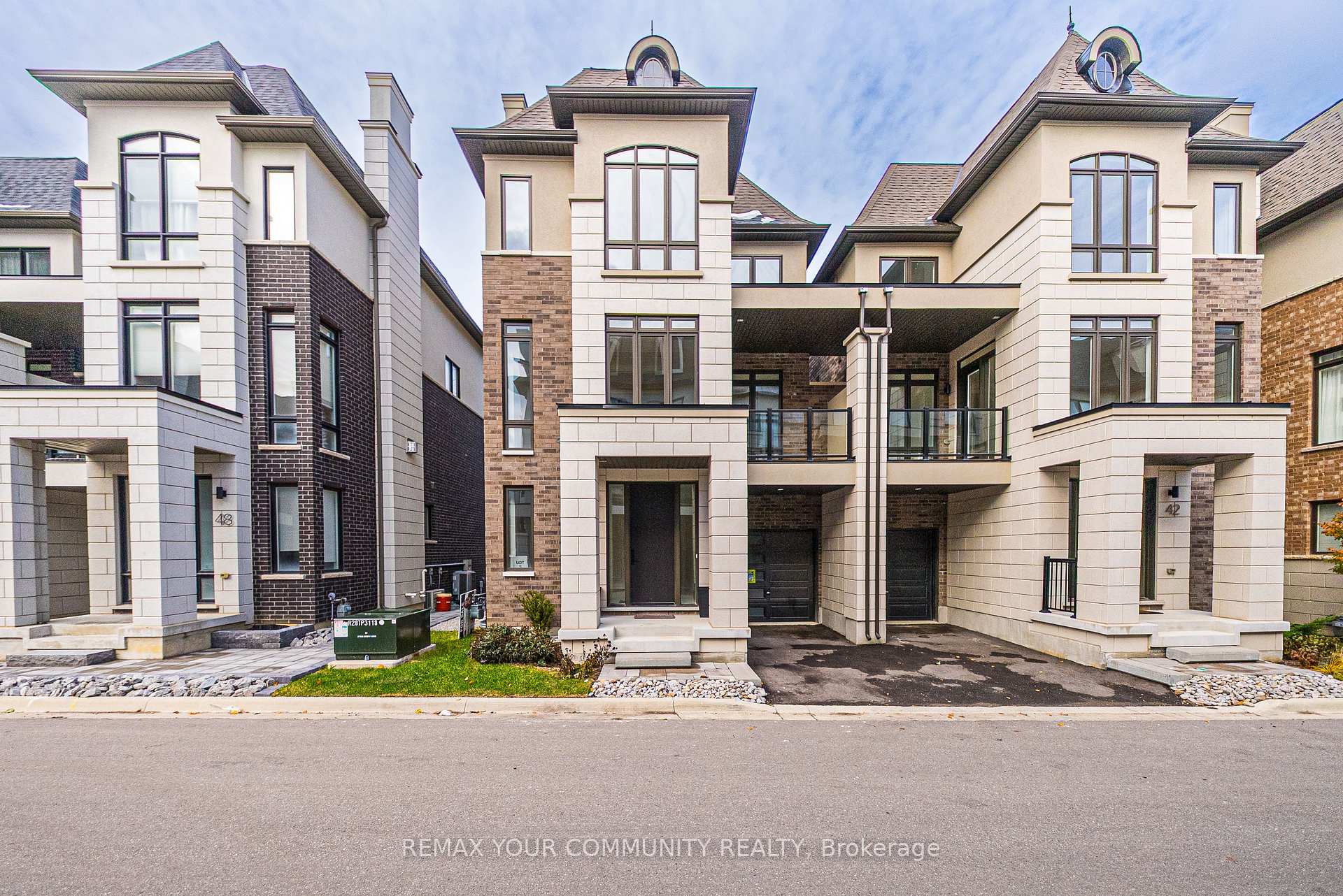 44 Globemaster Lane, Richmond Hill, ON L4E 1H4