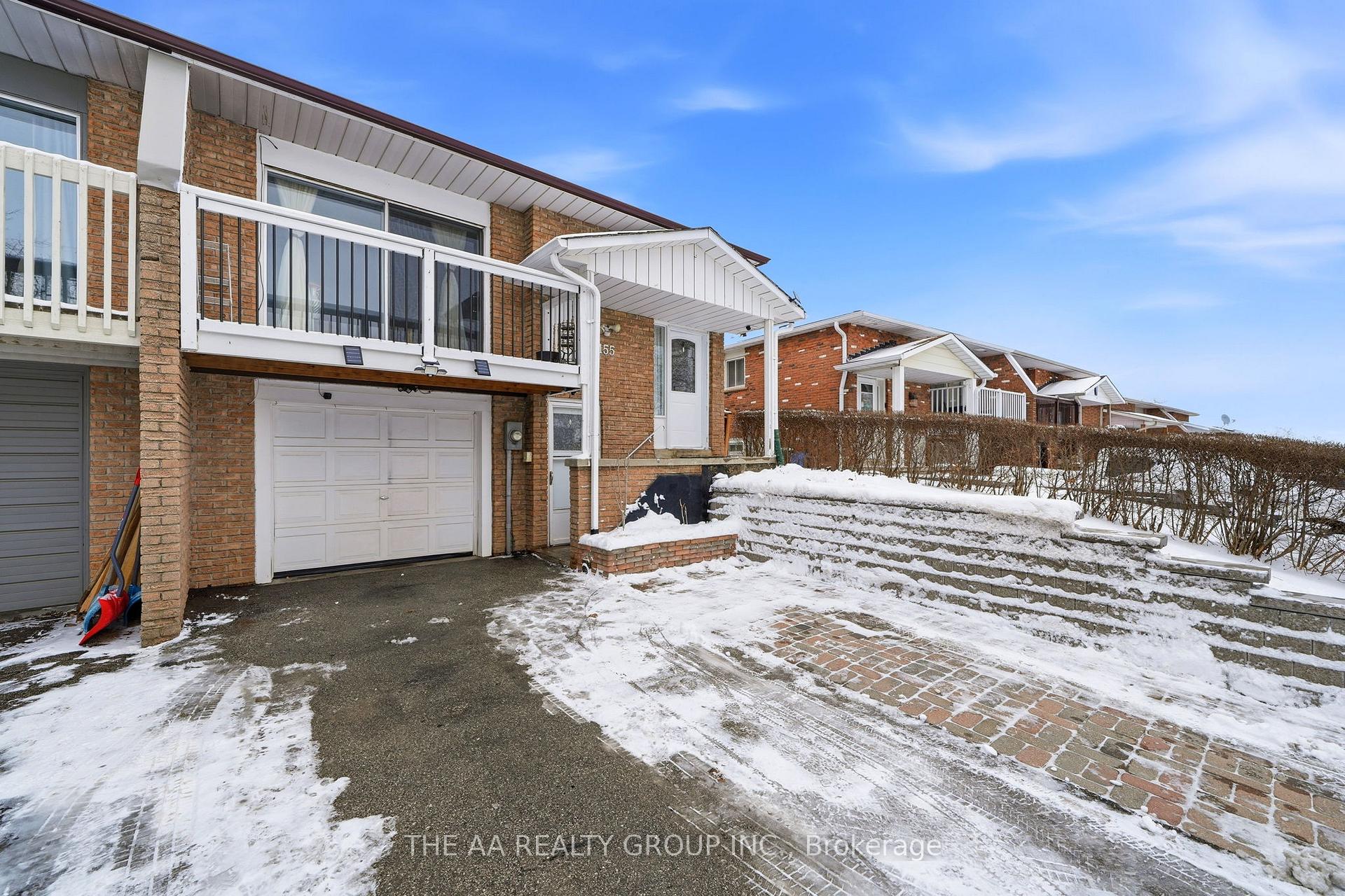 155 Britannia Avenue, Bradford West Gwillimbury, ON L3Z 1A4