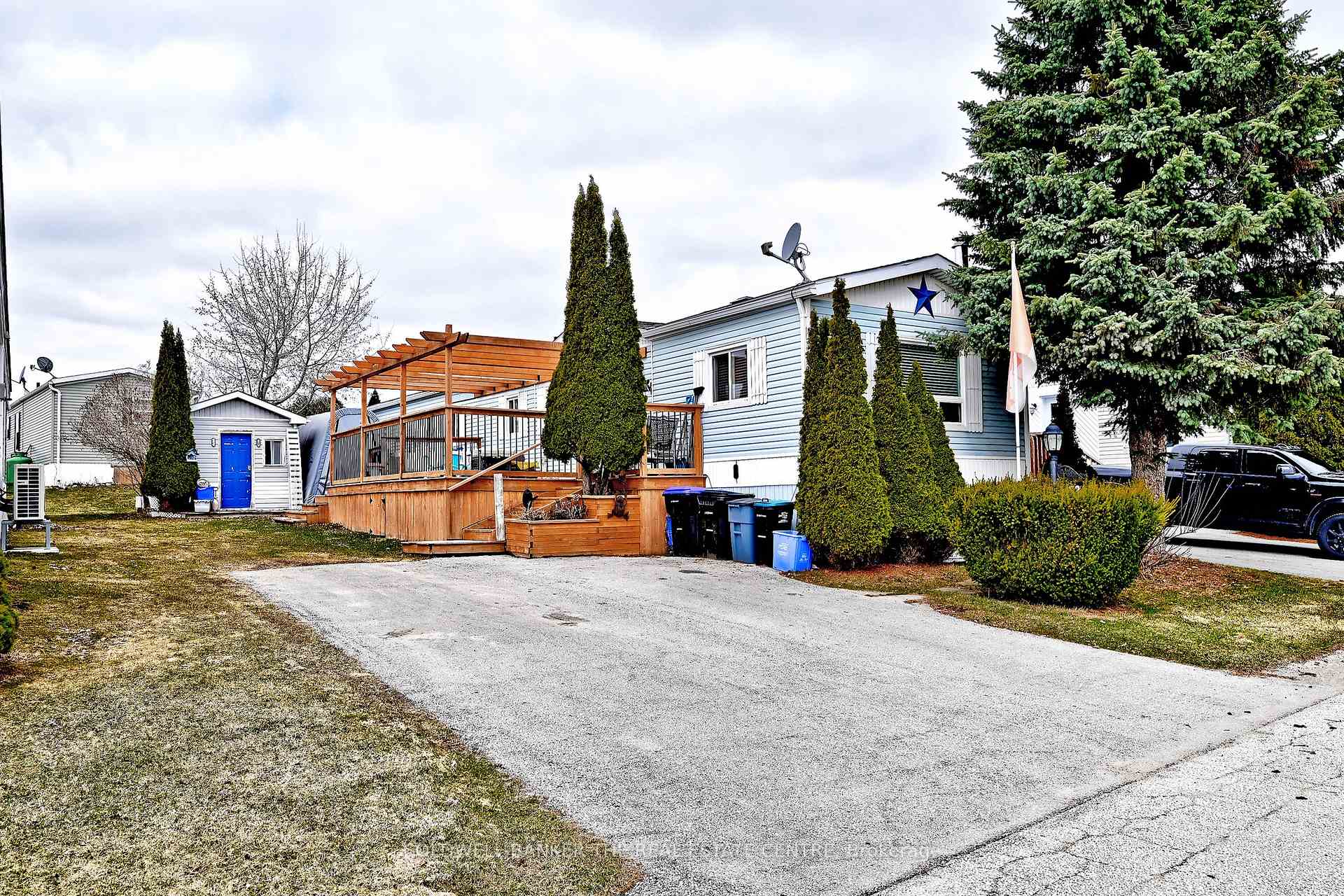22 Sunrise Circle, Bradford West Gwillimbury, ON L3Z 3W9