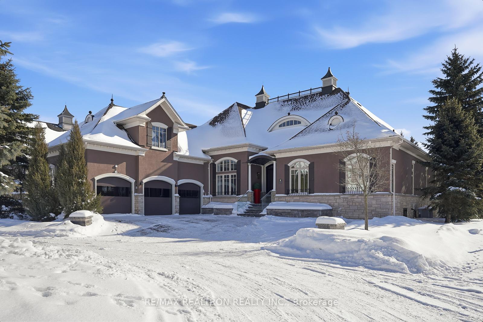 129 Country Club Drive, King, ON L7B 1M4