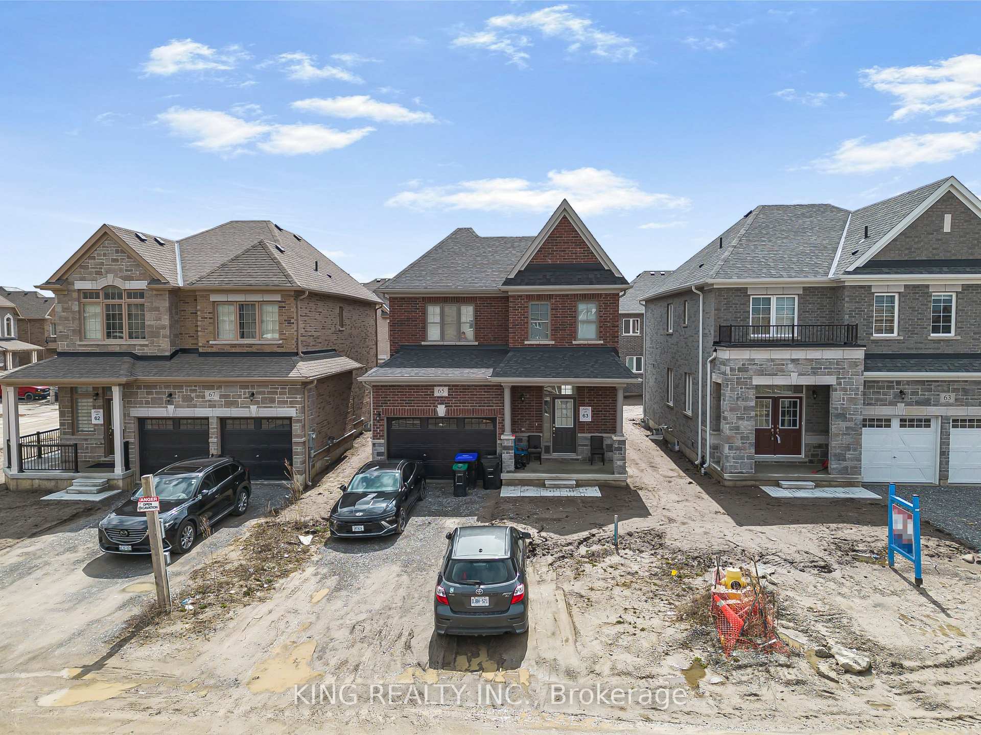 65 English Drive E, New Tecumseth, ON L0G 1A0